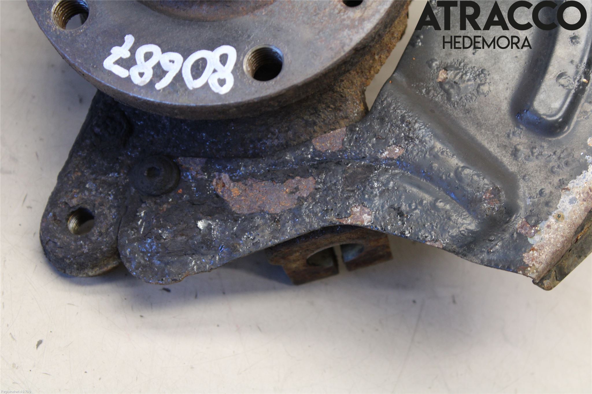 Mercedes-Benz MB CITAN (W415) 13-21 Spindel Vf