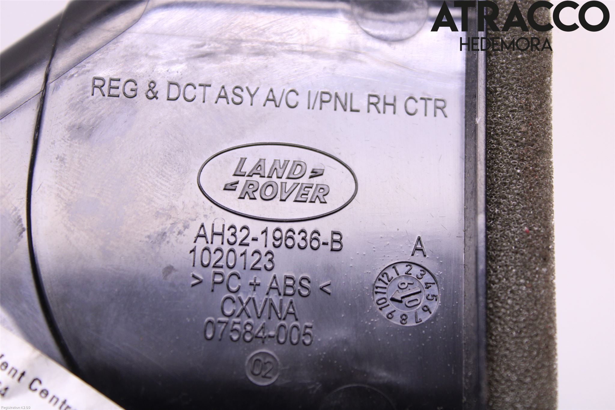 Landrover RANGE ROVER SPORT (L320) 10-13 Dashbord Kanal - Dyse