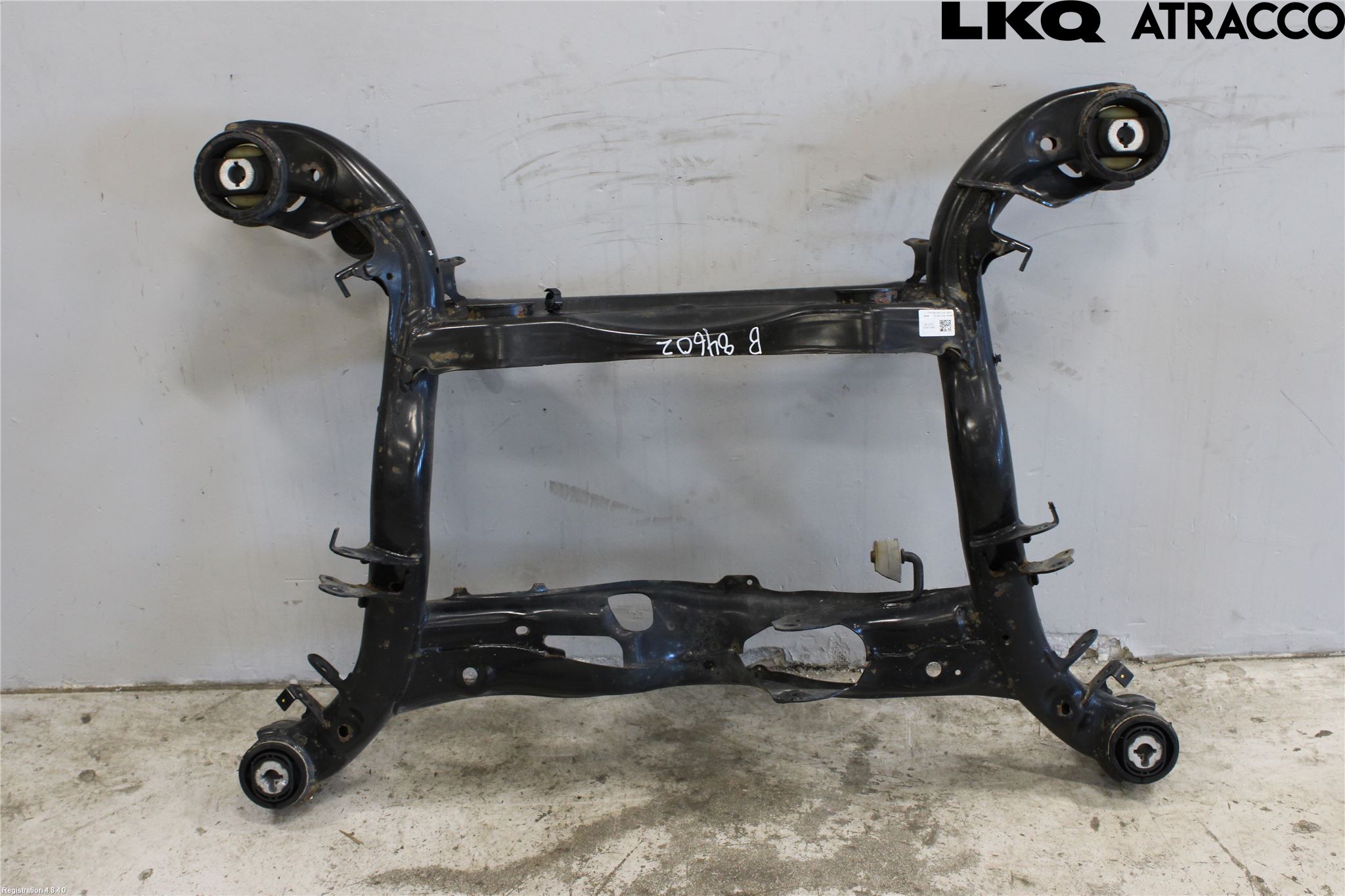 Audi A6 F2/C8 19- Bakaksel Feste Travers-Ramme