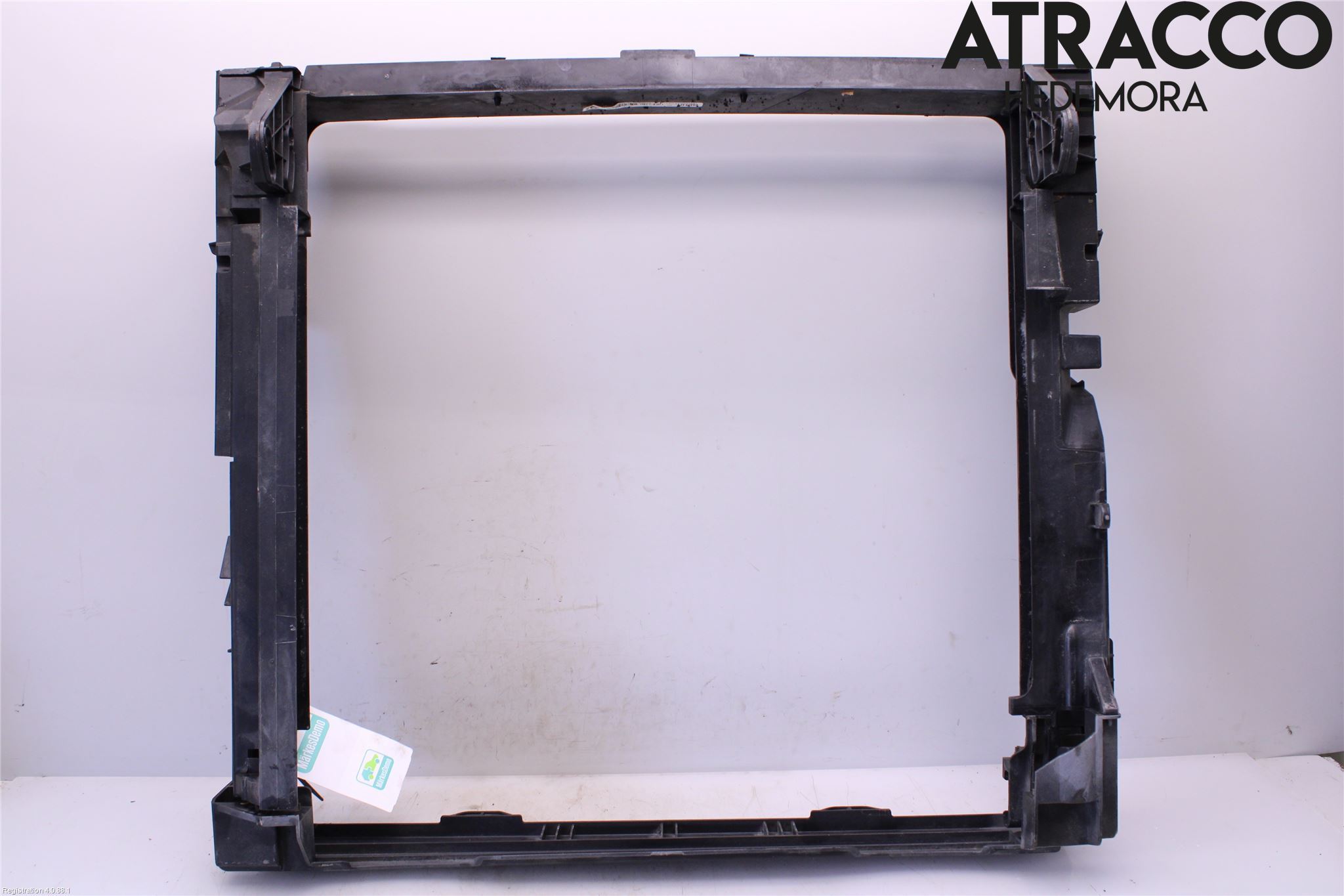 BMW X5 E70 07-13 Radiator Feste - Ramme - Bjelk