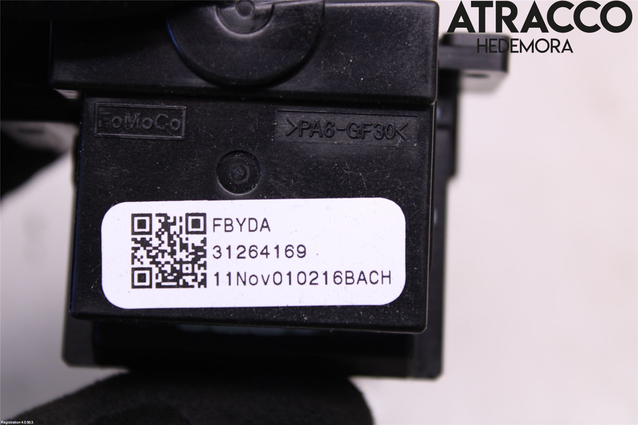 Volvo V70 08-13 Bryter Ratt Visker - Spyler