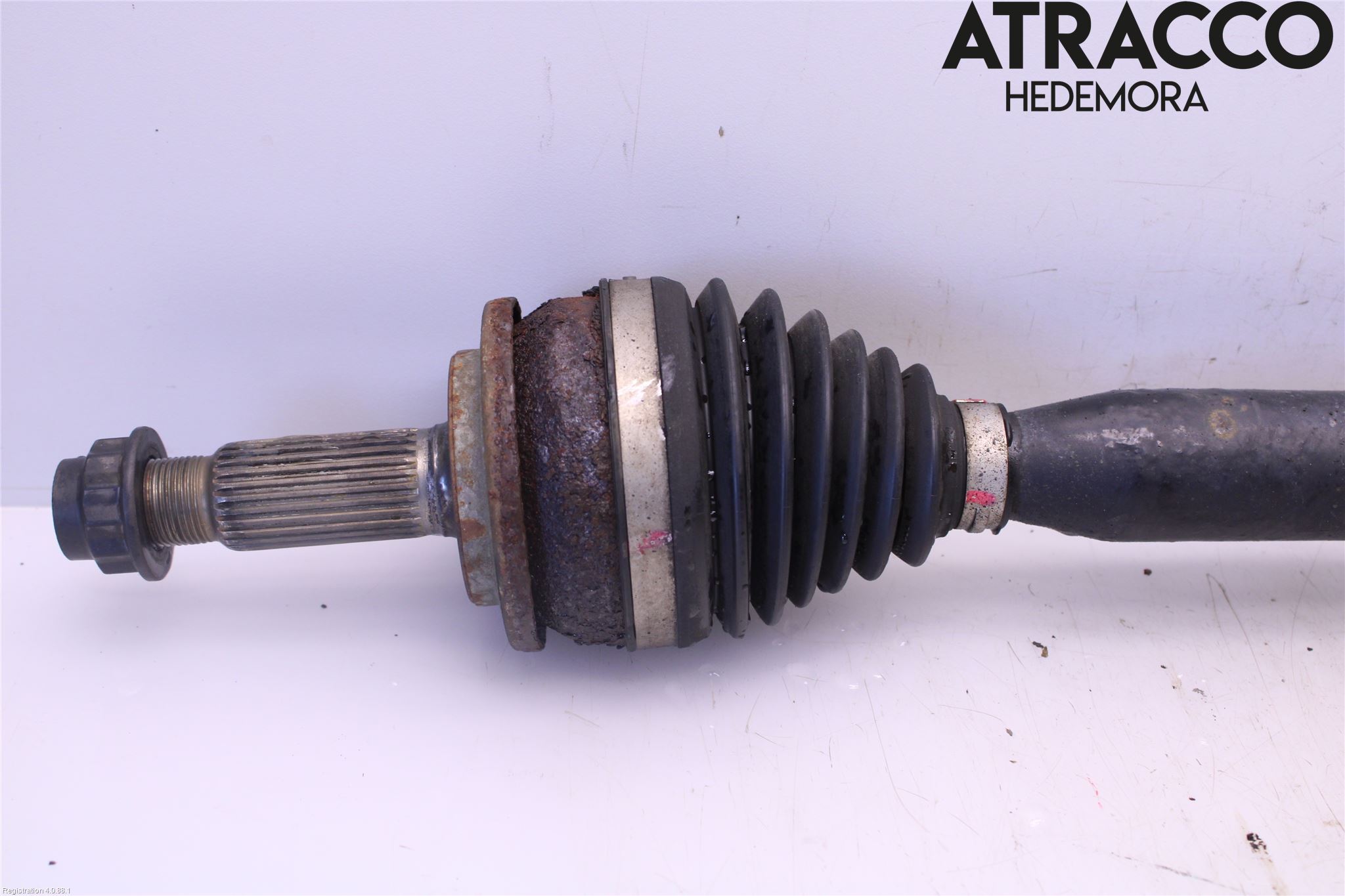 Toyota AURIS 07-09 Drivaksel Foran Kompl Høyre