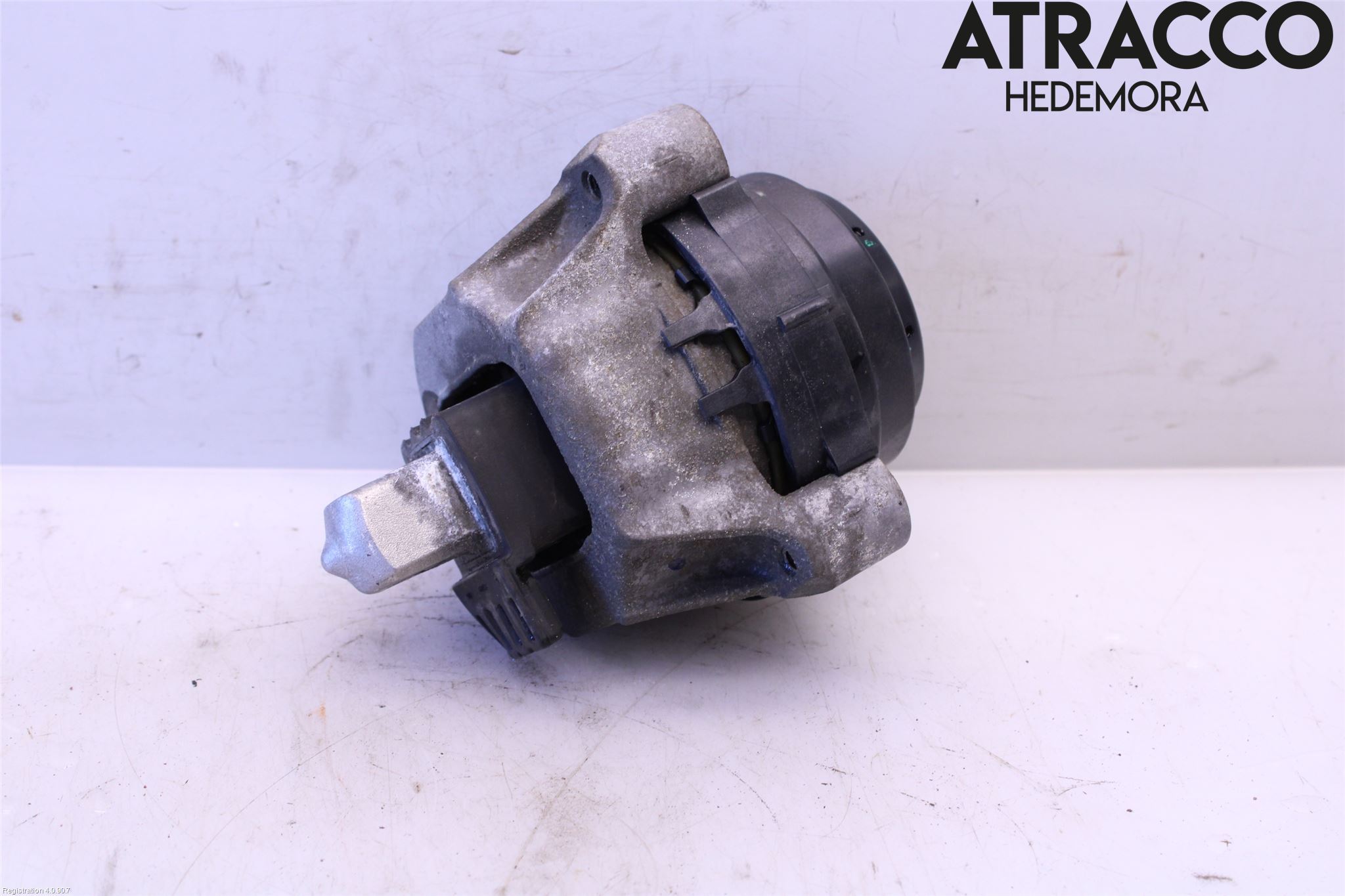 BMW 5 G30/G31/F90 17-23 Motor Feste Stål-Alu
