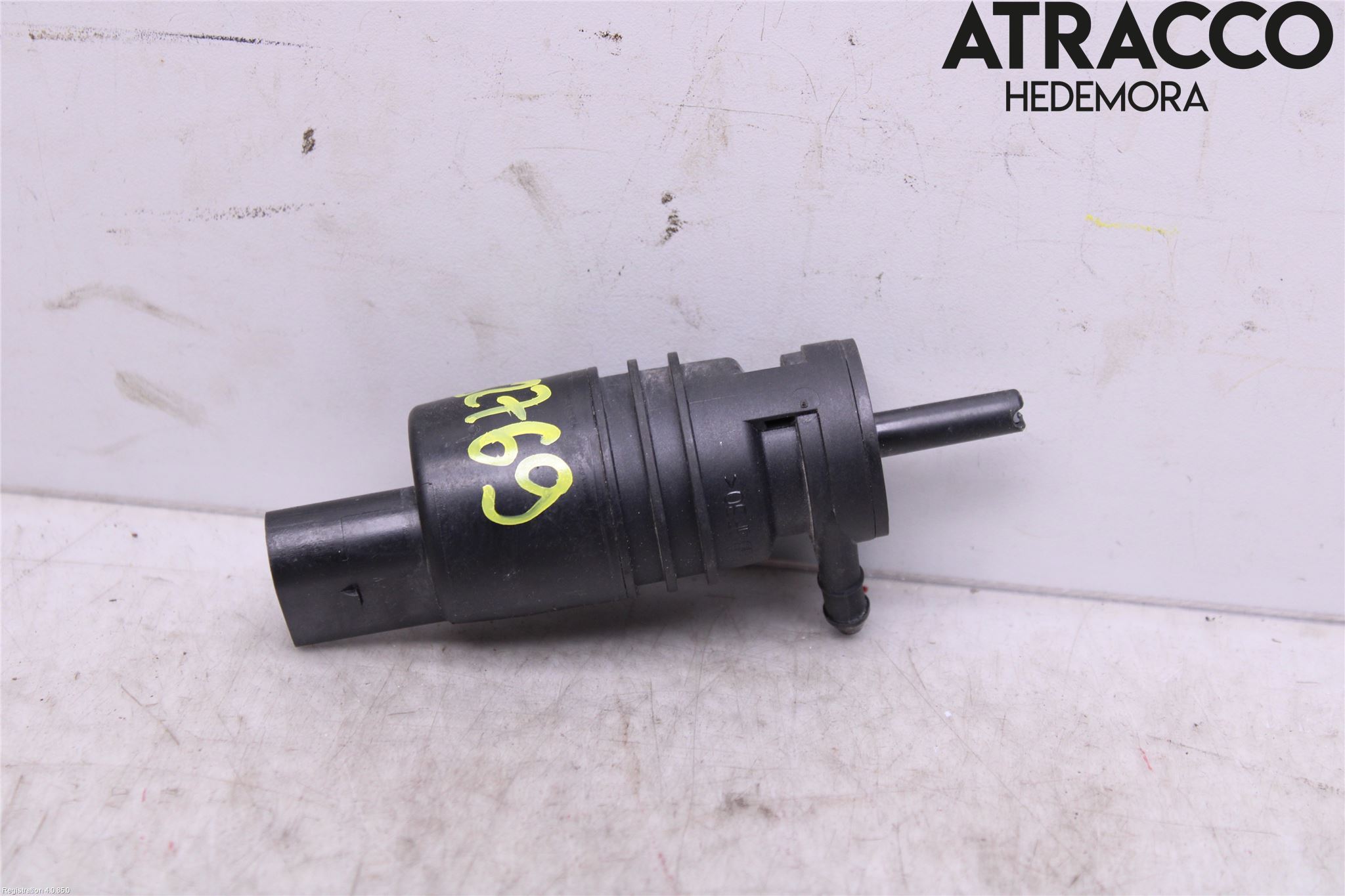 Mercedes-Benz MB C-KLASS (W204) 07-15 Spylerpumpe Frontrute