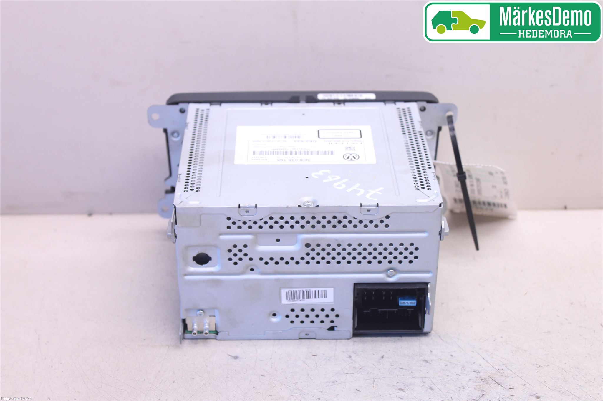 Volkswagen VW SCIROCCO 09-17 Stereo Radio Med Cd