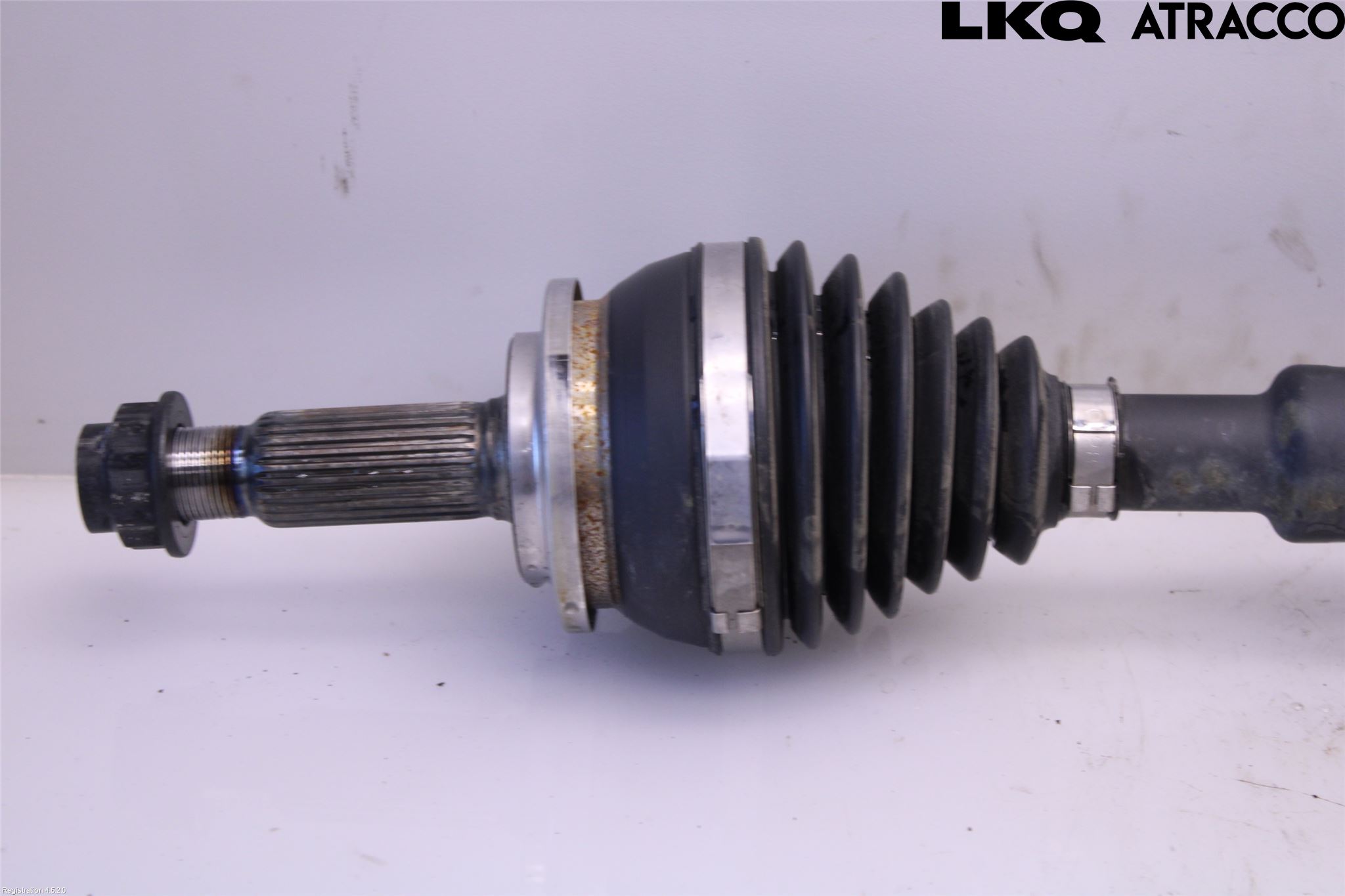 Toyota COROLLA CROSS XG10 22- Drivaksel Foran Kompl Høyre