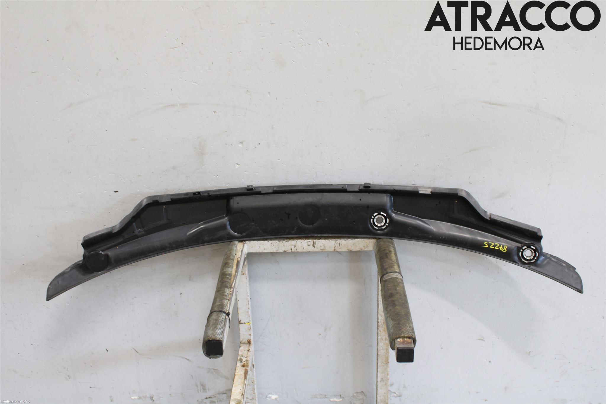 BMW 2 F45 Active Tourer 14-21 Visker Deksel-Grill-Under Frr