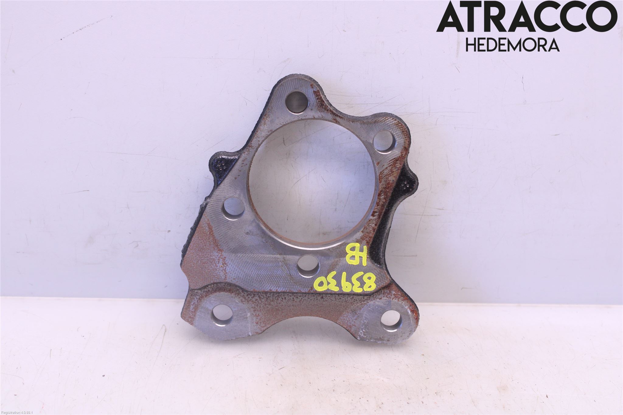 Toyota YARIS CROSS XP21 21- Spindel Hb