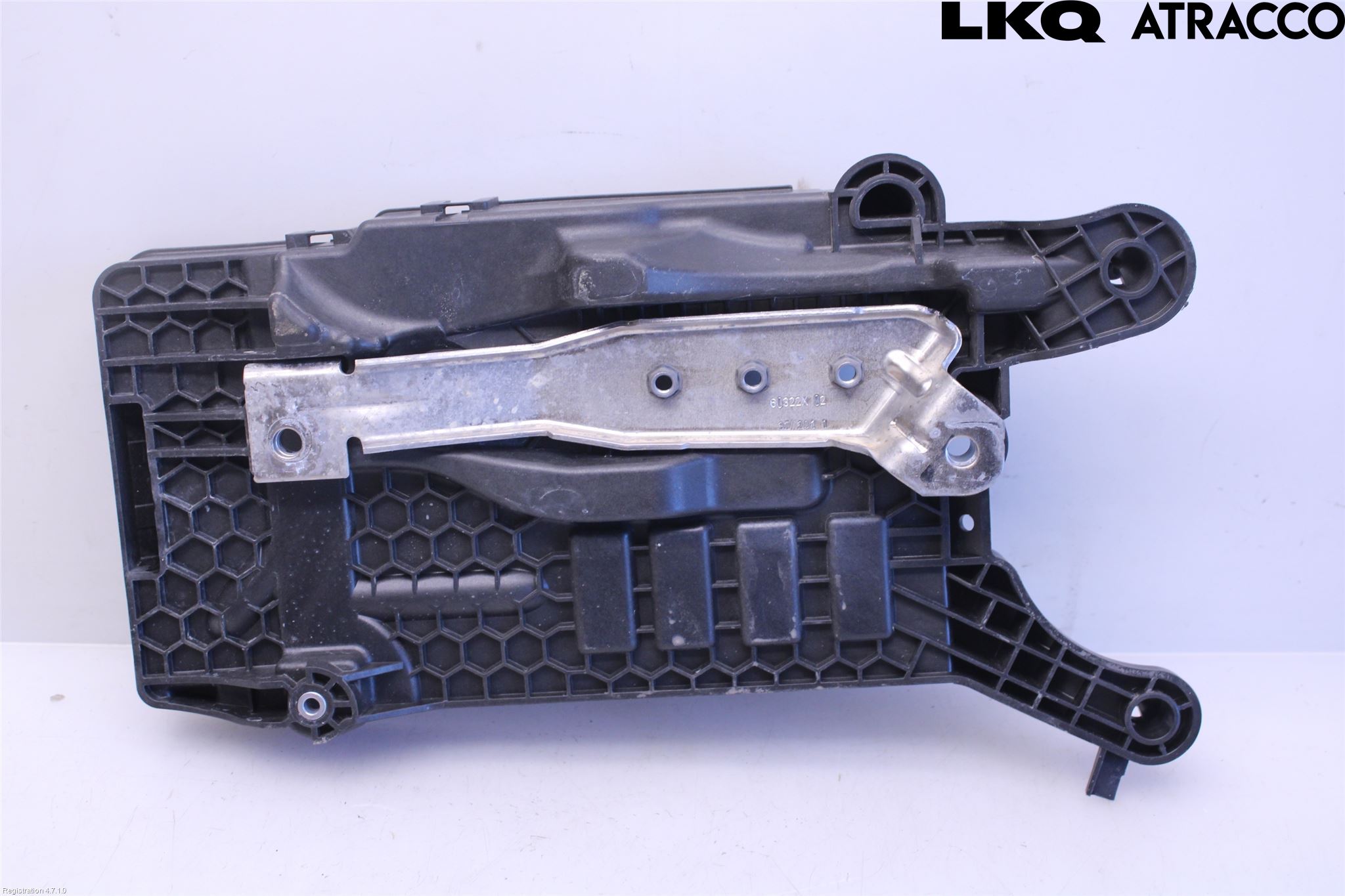 Skoda SCALA 19- Batterikasse - Feste - Holder