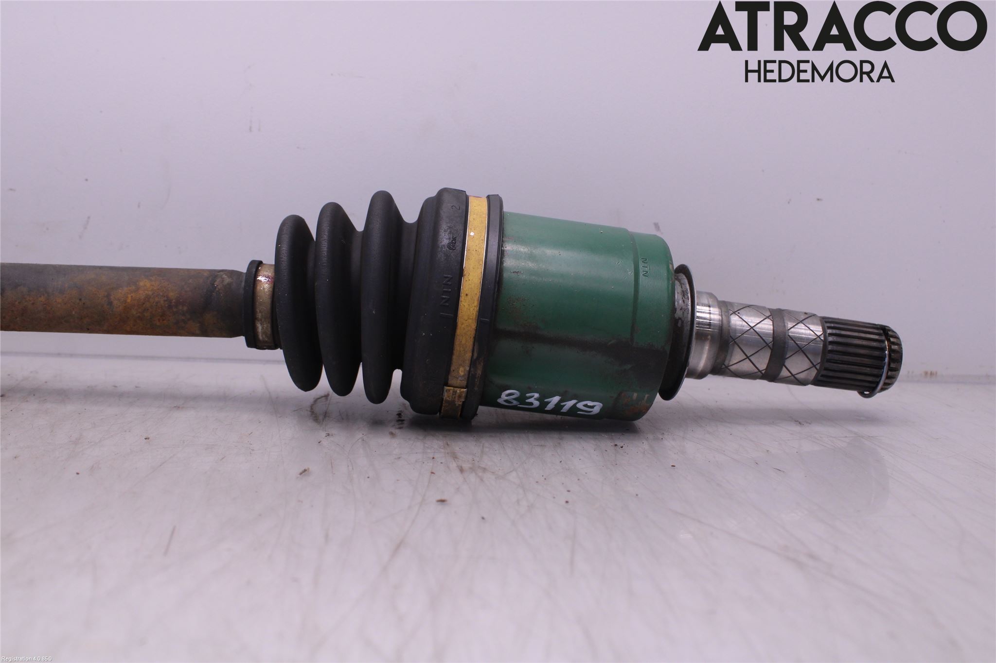 Subaru OUTBACK   04-06 Drivaksel Foran Kompl Høyre