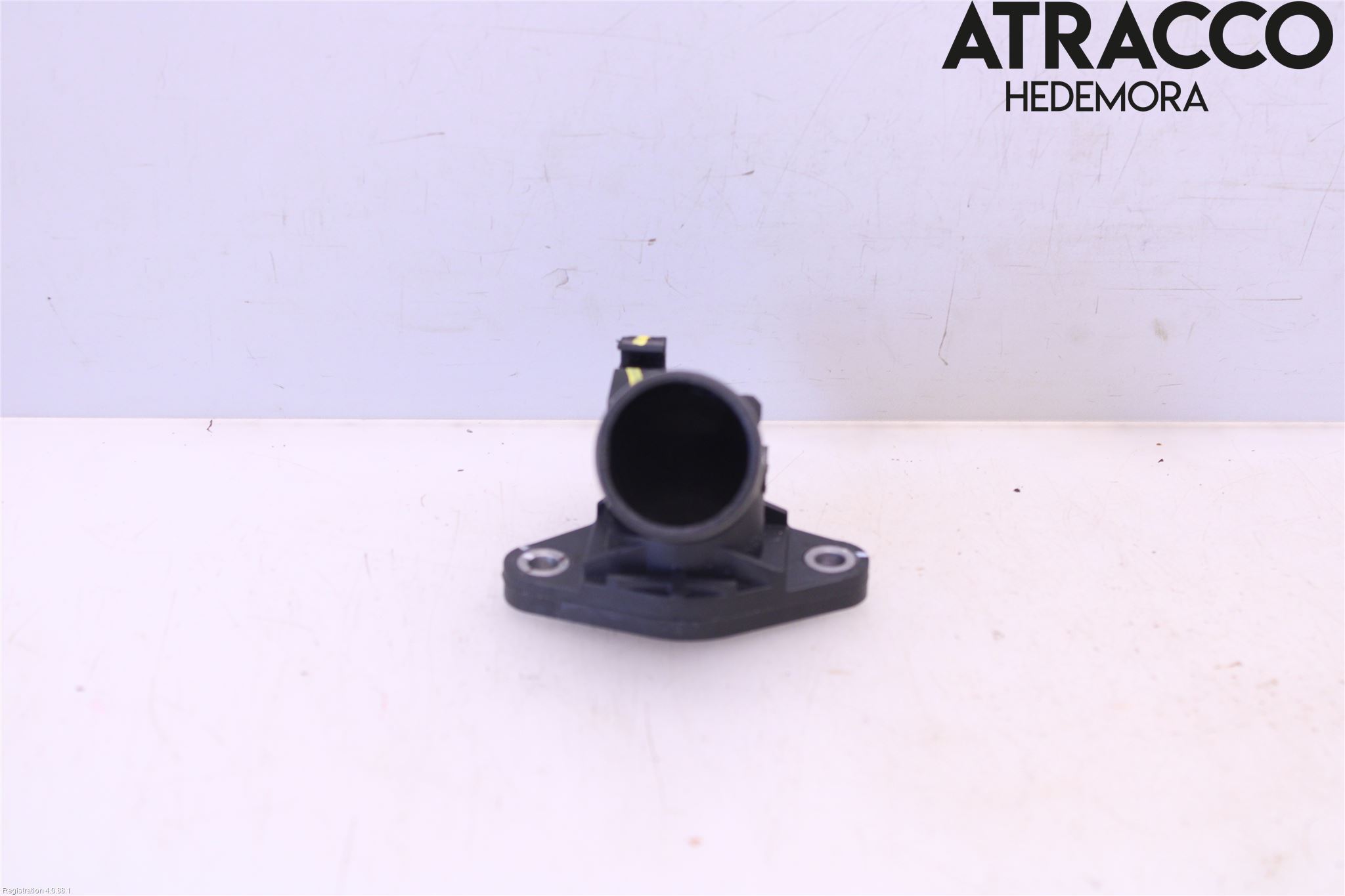 Toyota YARIS CROSS XP21 21- Radiator Slange På Motor
