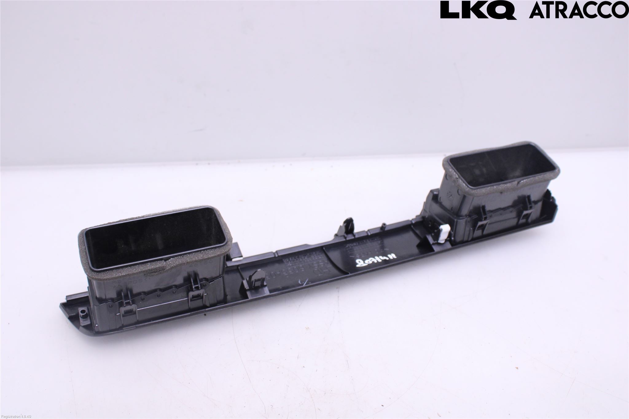 Mitsubishi OUTLANDER 13-21 Dashbord Kanal - Dyse