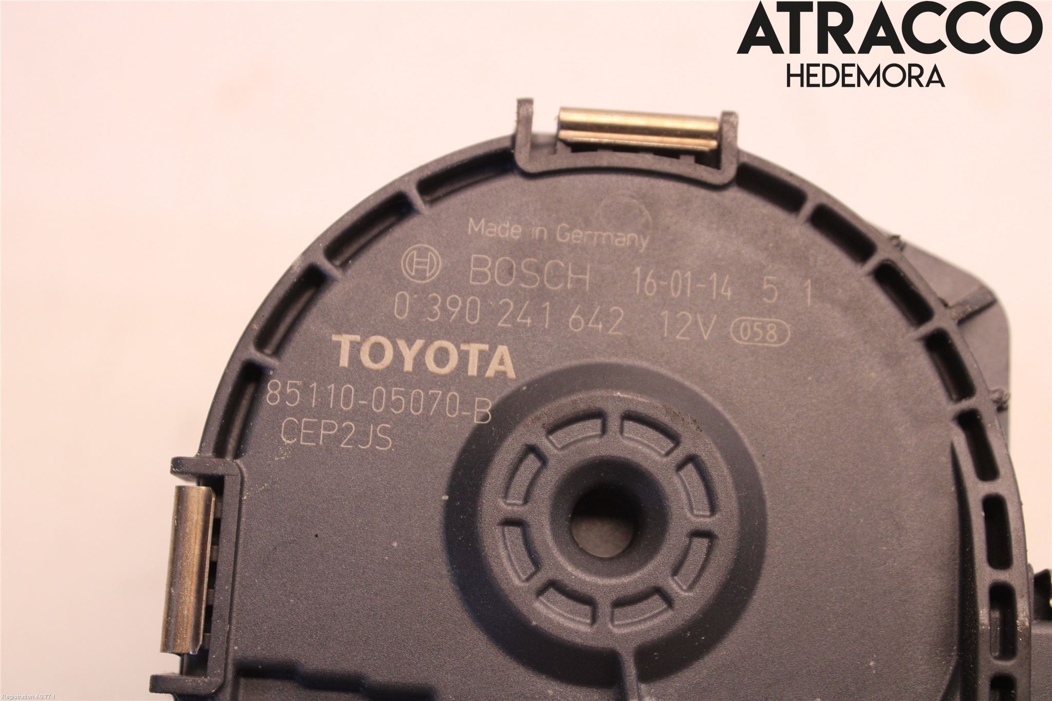 Toyota AVENSIS 16-18 Viskermotor Frontrute