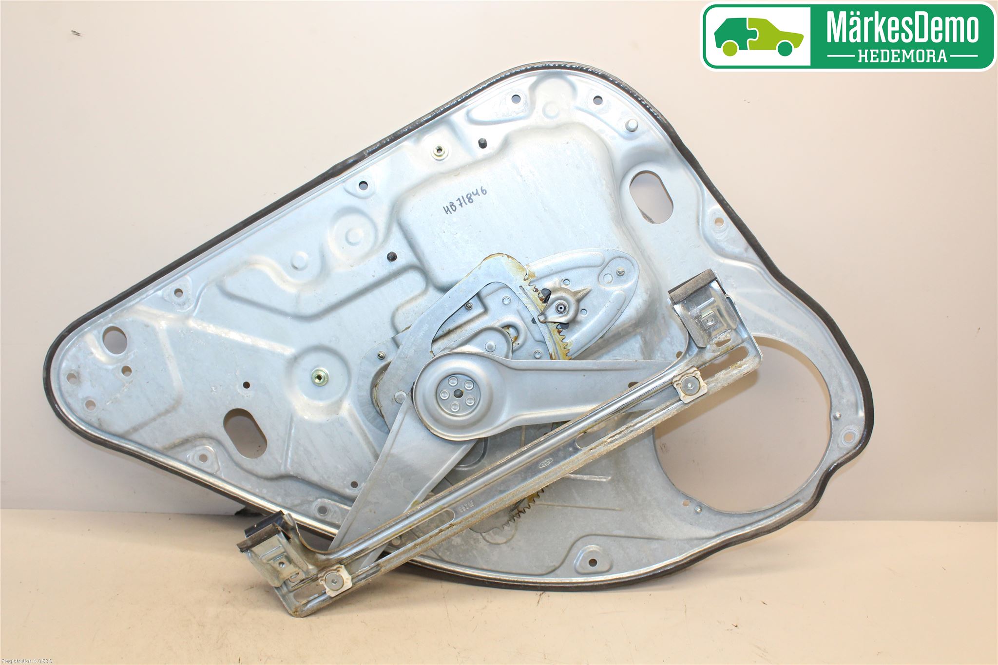 Ford FOCUS     04-07 Vindusheis