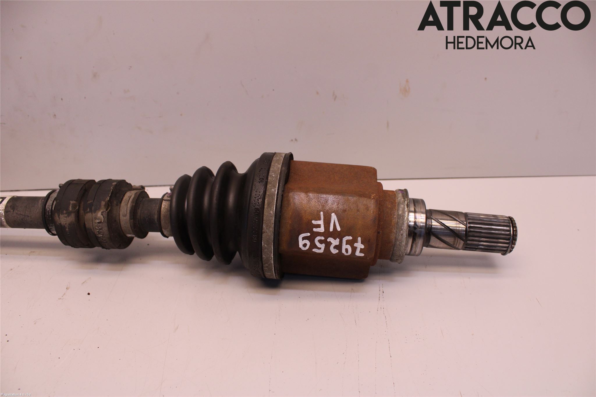 Nissan NOTE E12 14-20 Drivaksel Foran Kompl Venstre