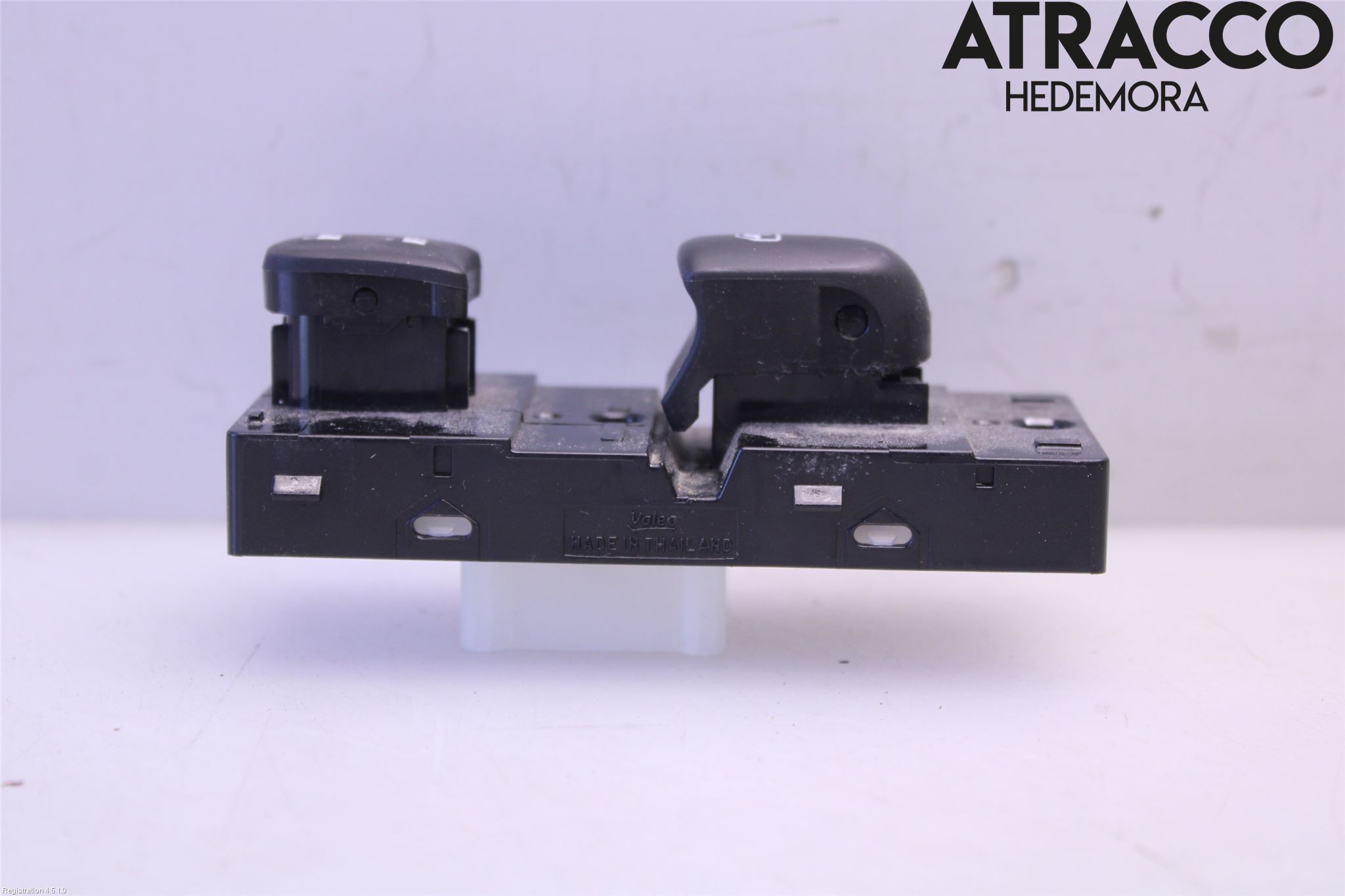 Nissan QASHQAI 17-21 Bryter Vindusheis