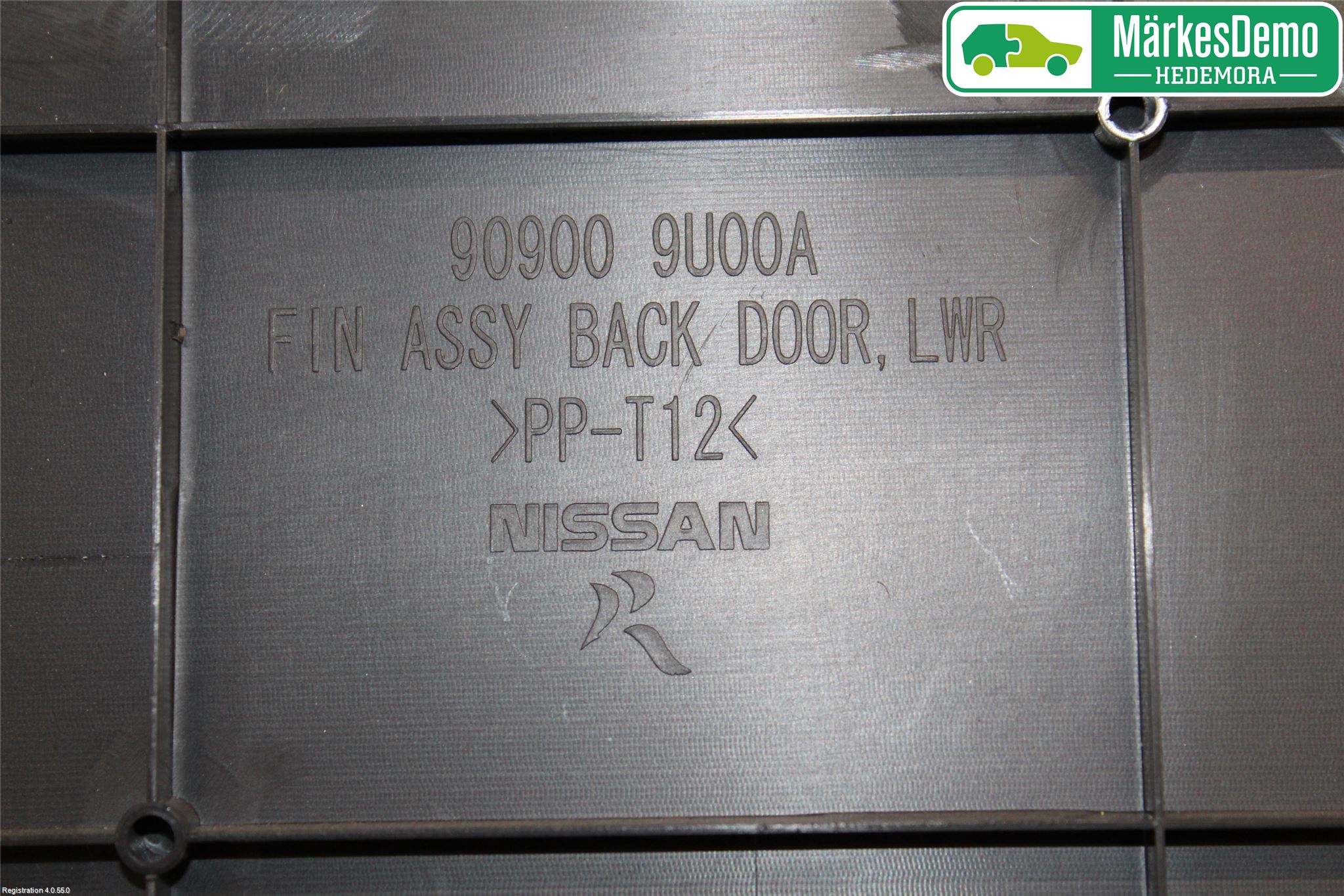 Nissan NOTE E11 06-14 Innr Bakluketrekk