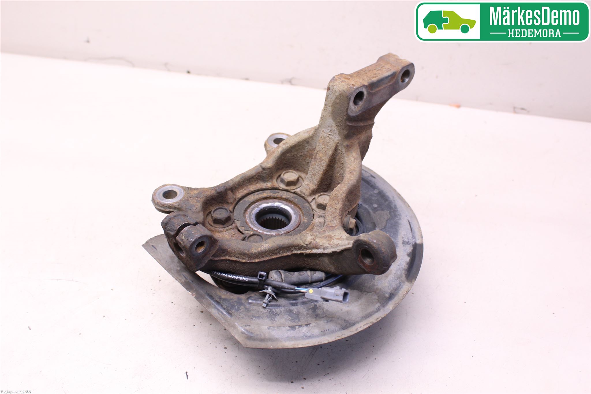 Nissan JUKE 10-14 Spindel Hf