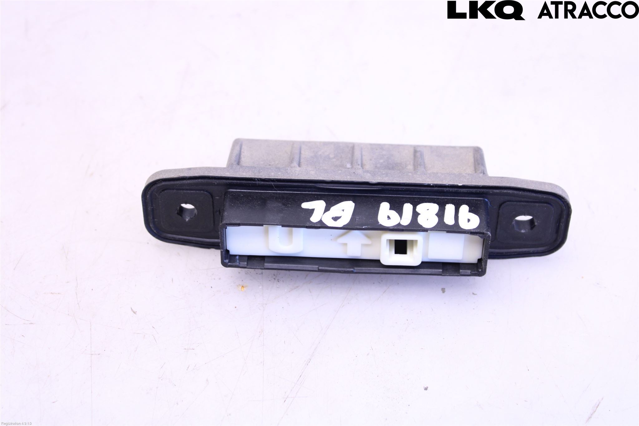 Toyota RAV4 13-18 Bakluke Handtak Ytre