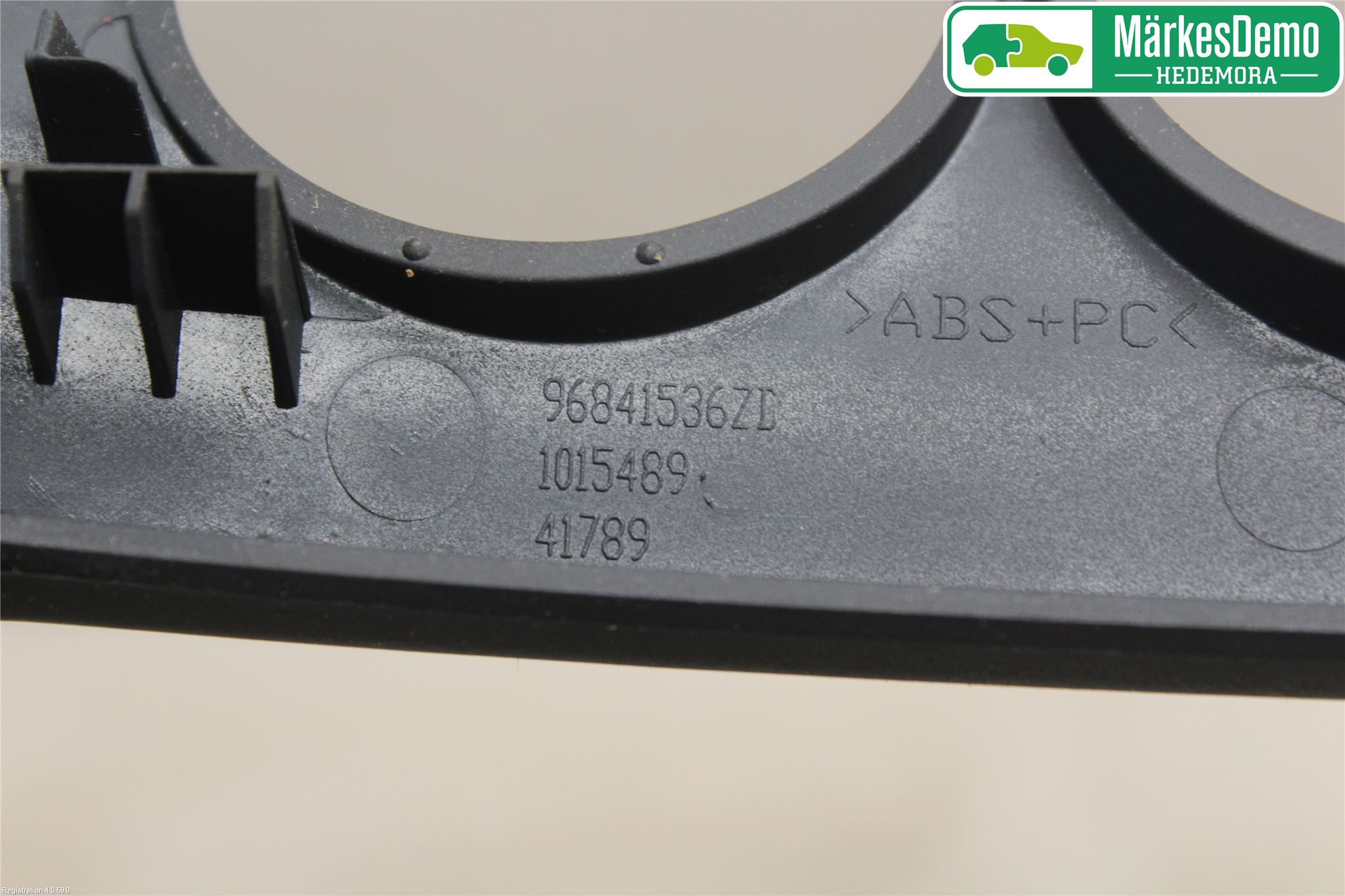 Citroen C3 10-17 Instrumentkonsoll Midt