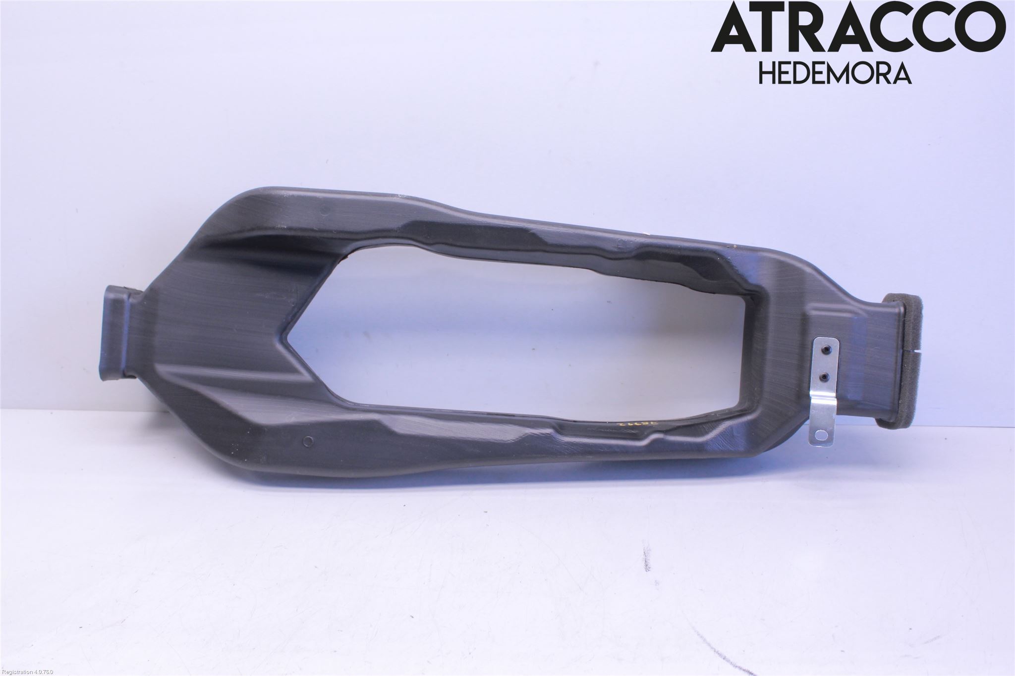 Hyundai i40 16-18 Dashbord Kanal - Dyse