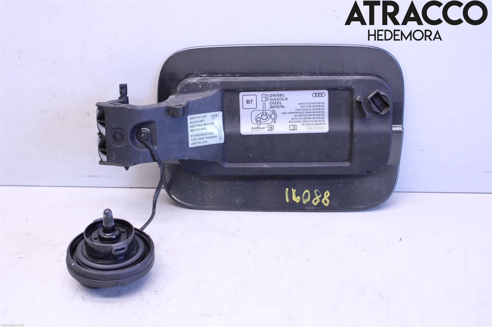 Audi A4/S4 B9 16-19 Drivstoff Tankluke