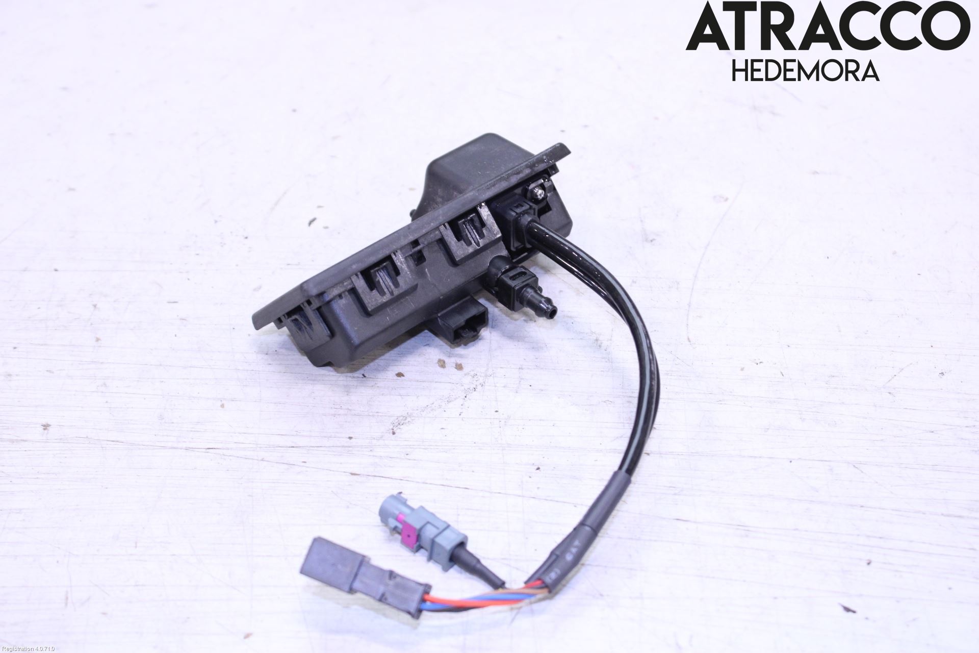 Volkswagen VW TIGUAN 16-24 Bakluke Handtak Ytre