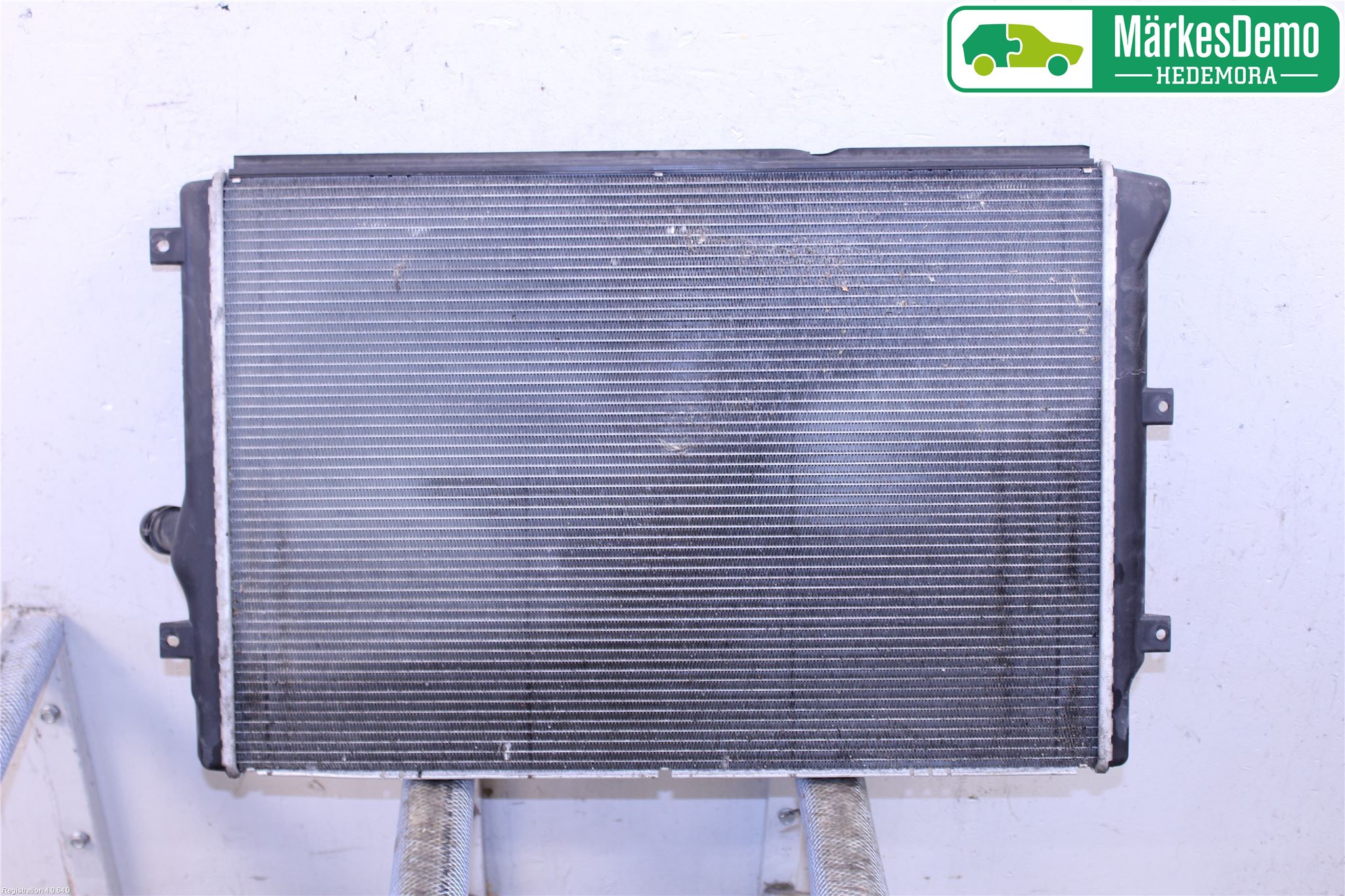 Volkswagen VW GOLF VI 09-13 Radiator Automat