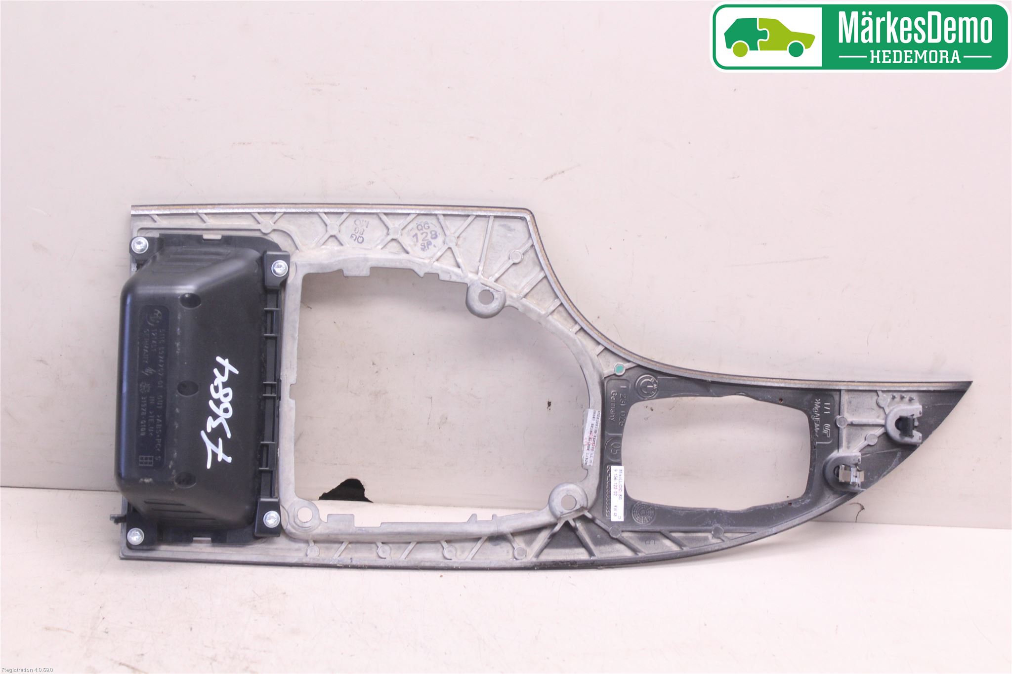 BMW 5 E60/61 Sed/Tou 02-10 Instrumentkonsoll Midt