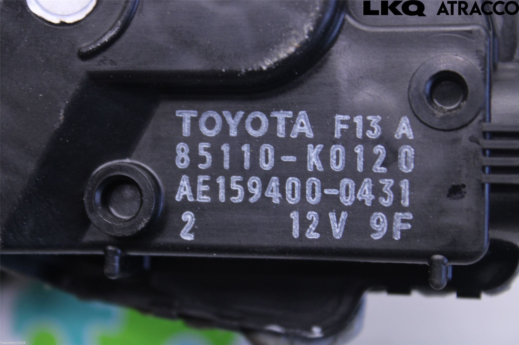 Toyota YARIS CROSS XP21 21- Viskermotor Frontrute