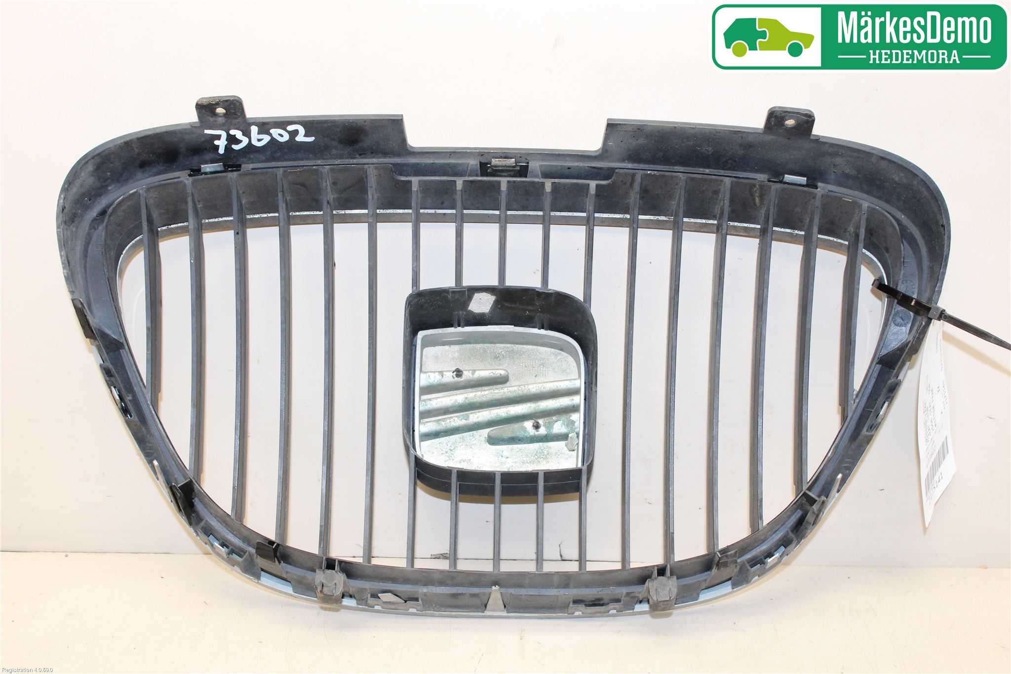 Seat LEON 06-12 Grilldel Midt