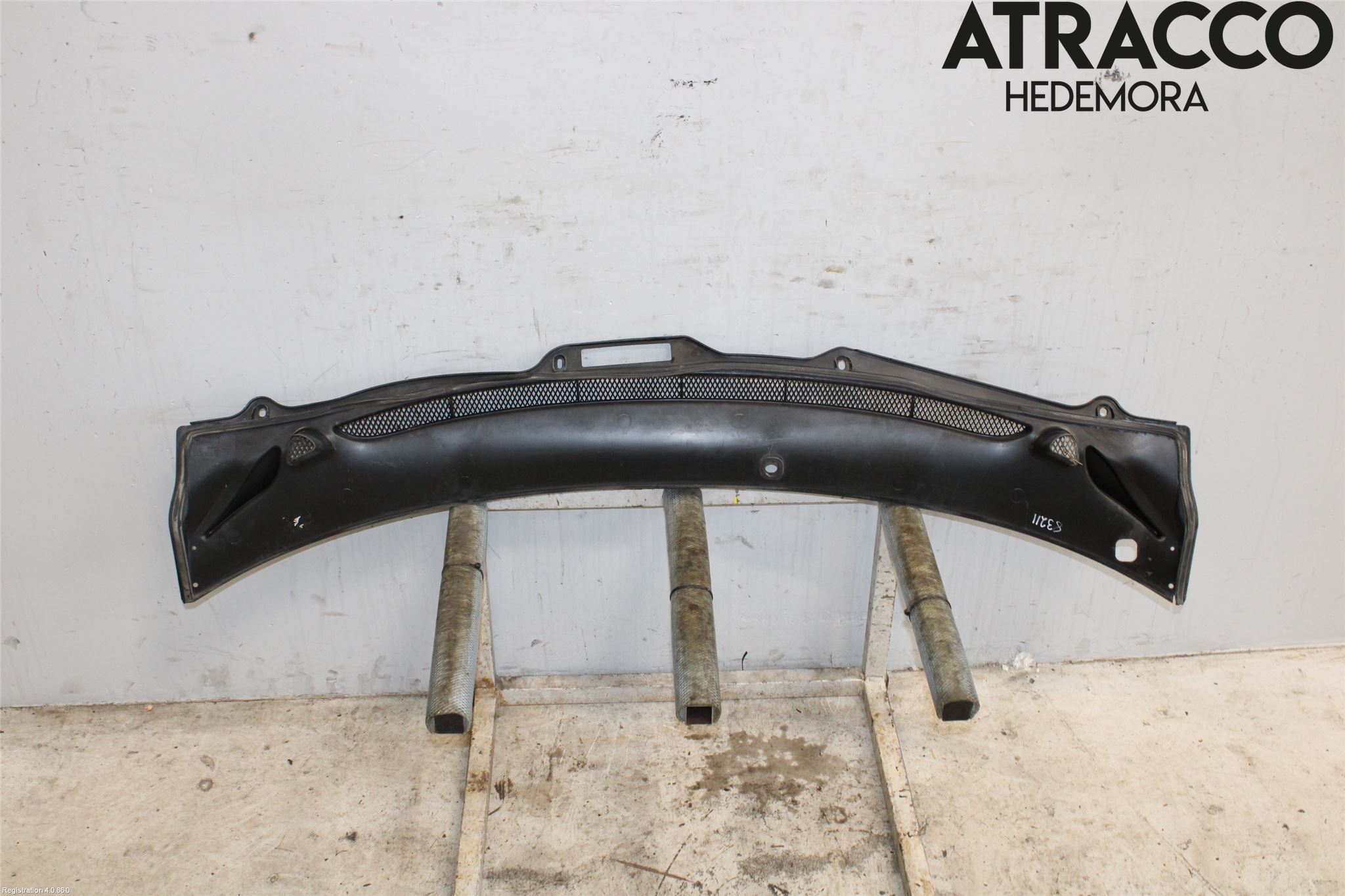 Volvo V70 05-08 Visker Deksel-Grill-Under Frr