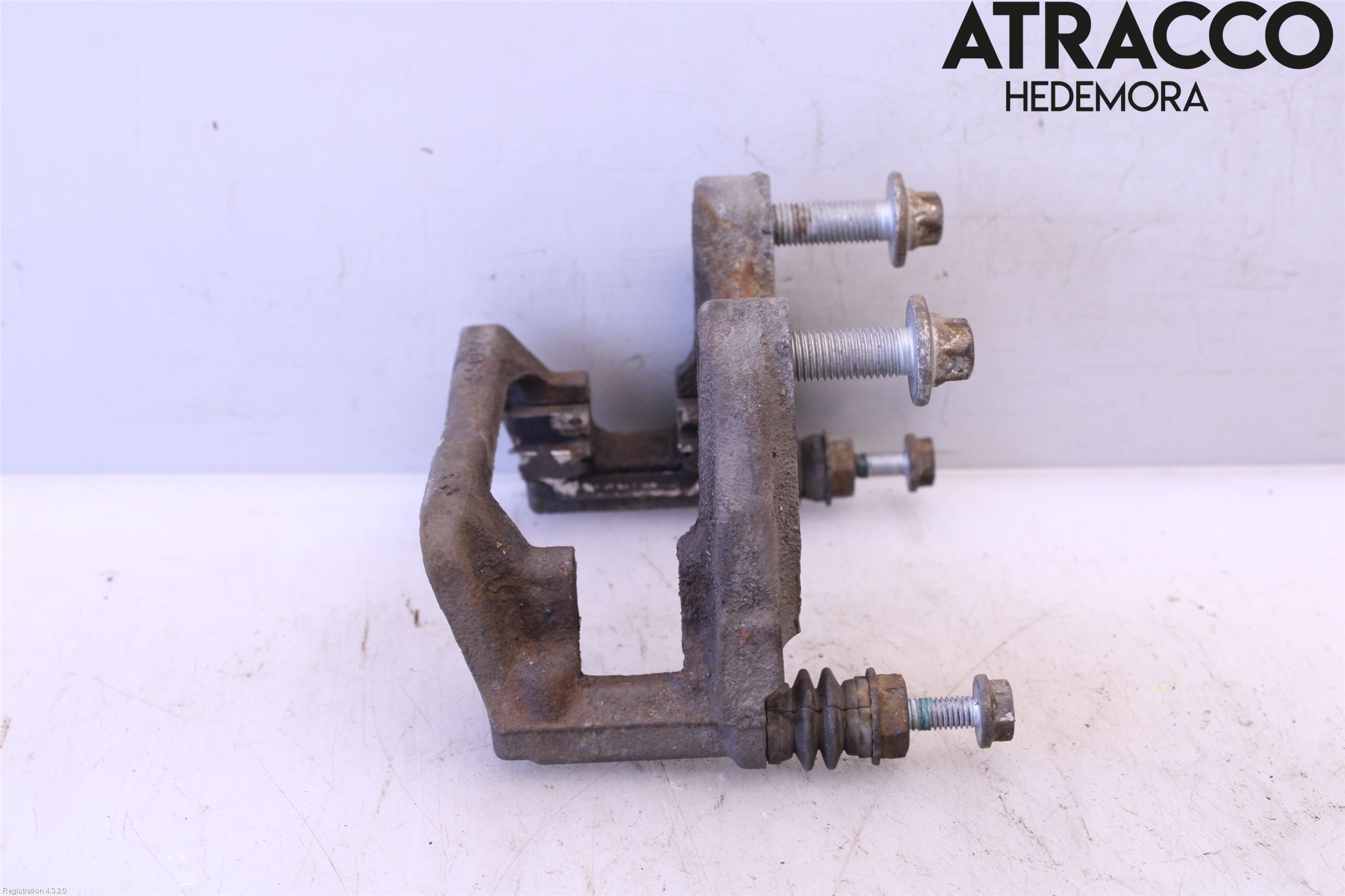 Mercedes-Benz MB CLA-KLASS (C117/X117) 13-19 Bremsecaliper Feste Holder