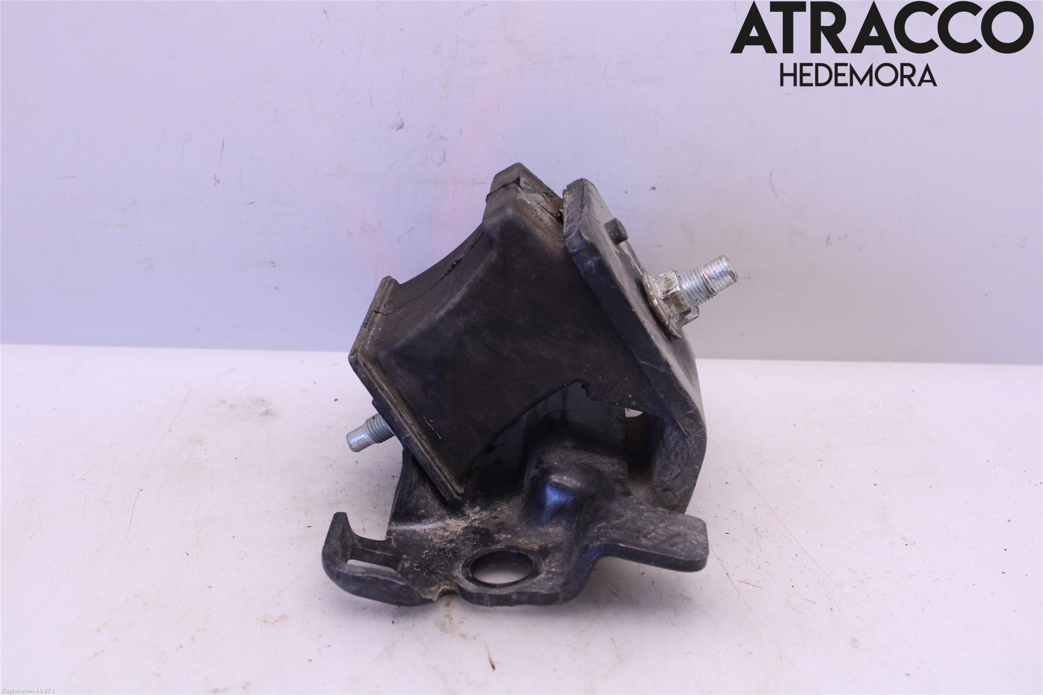 Nissan NAVARA, TREK-1 17-21 Motor Feste Gummi