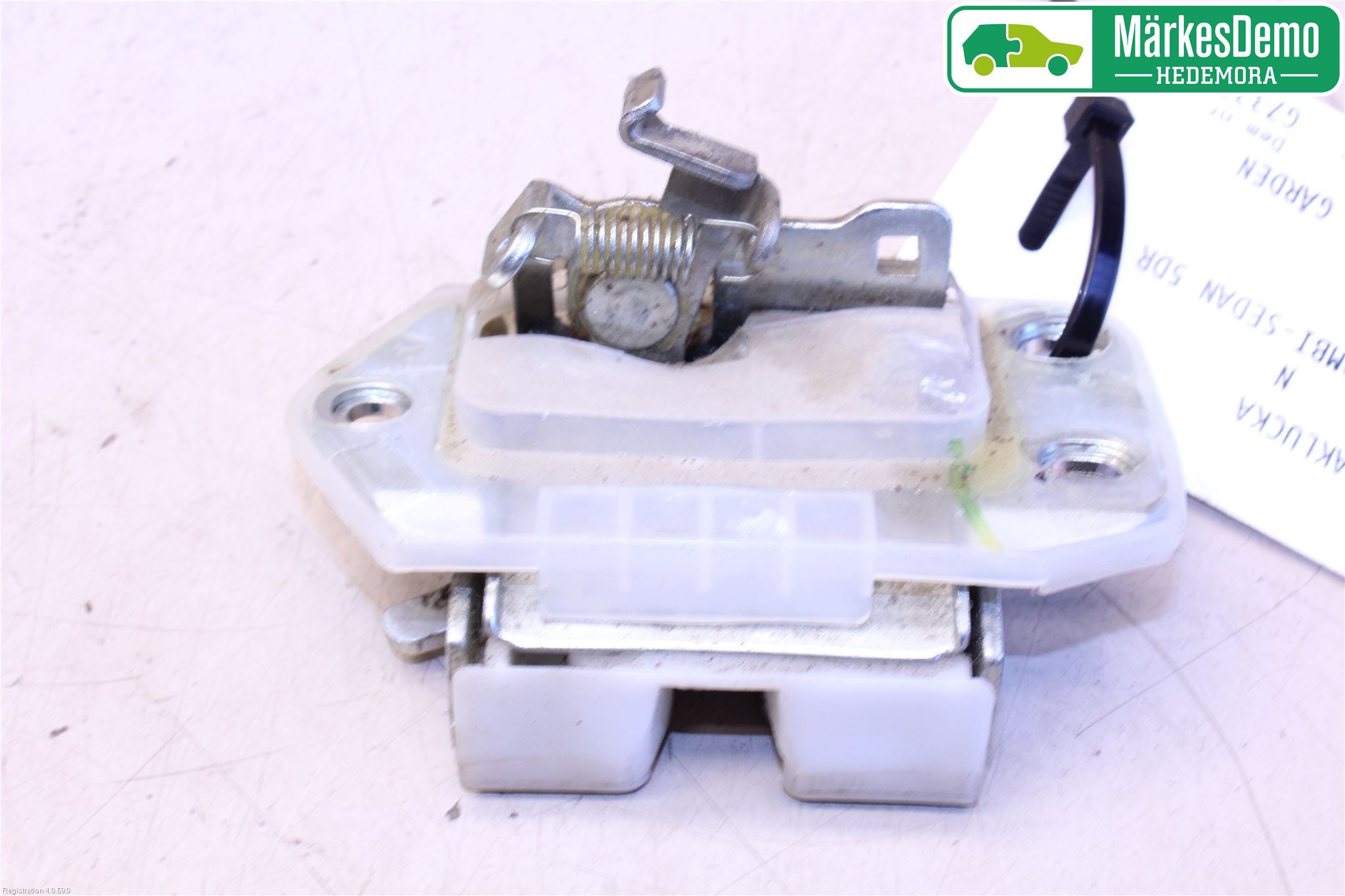 Suzuki ALTO 79-14 Bakluke-Lokk Låsekasse