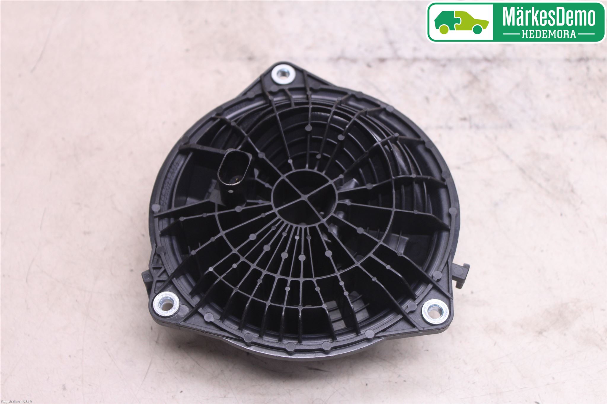 Volkswagen VW POLO 10-17 Bakluke Handtak Ytre