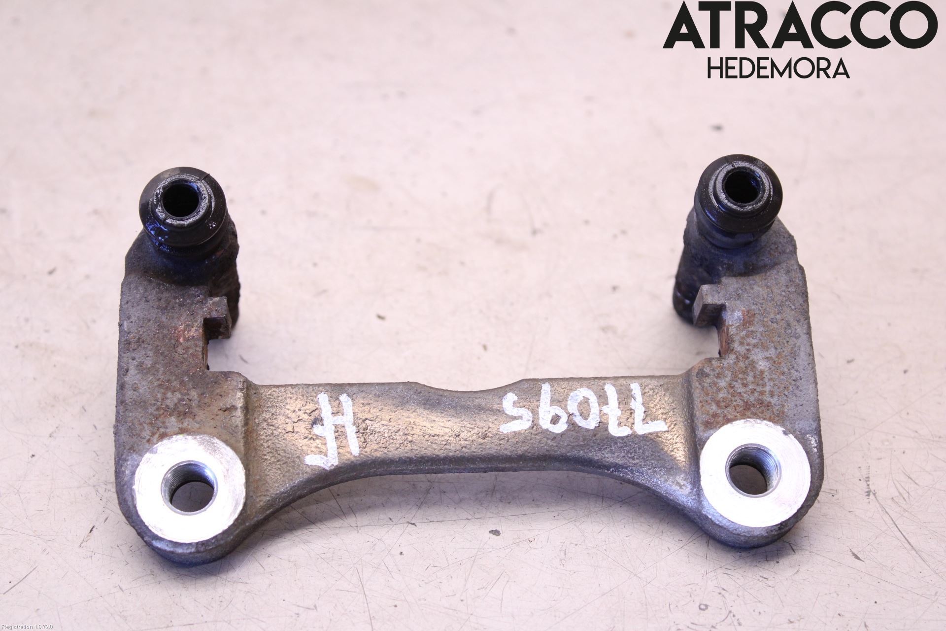 Mitsubishi SPACE STAR 13- Bremsecaliper Feste Holder