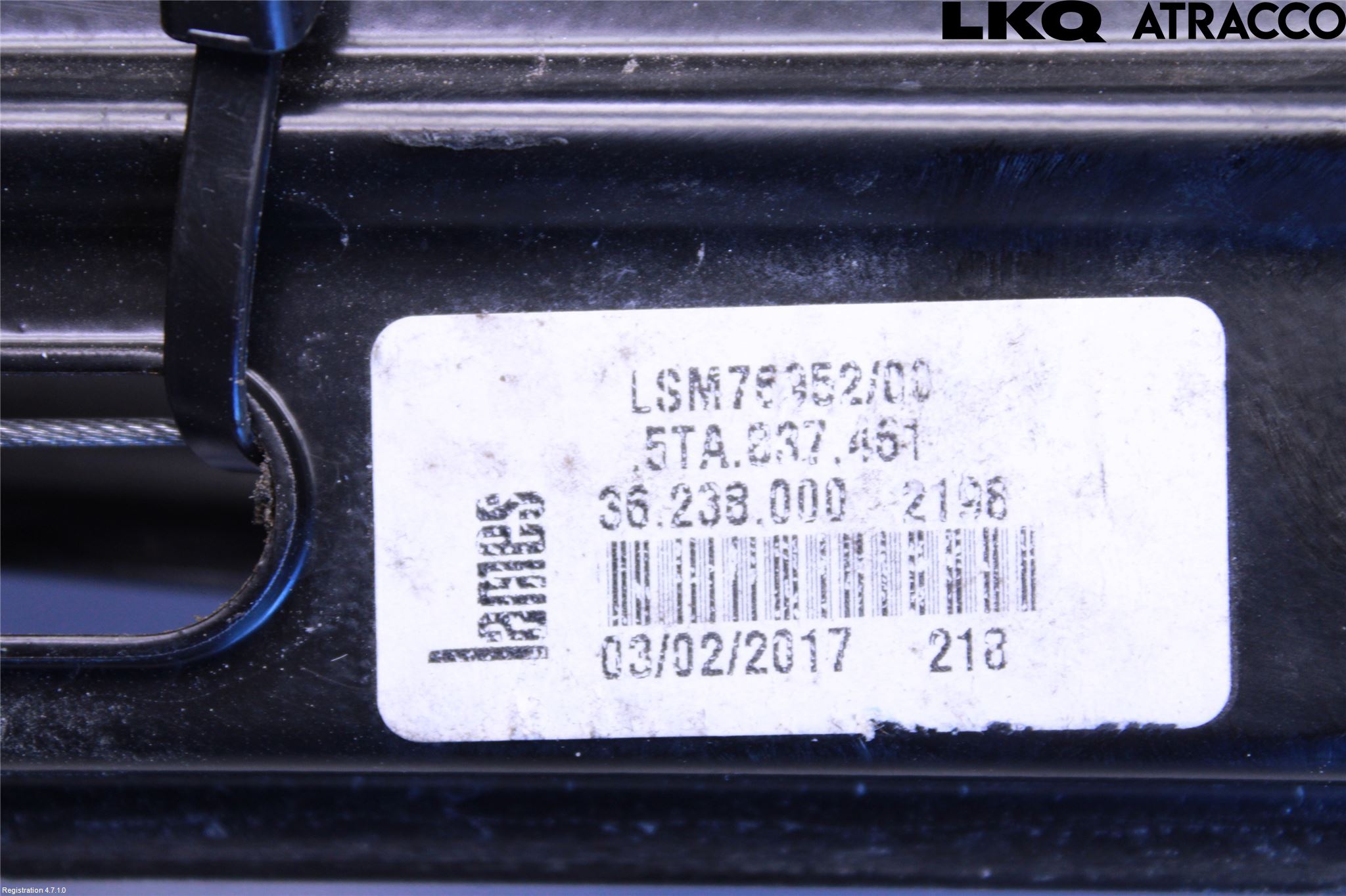 Volkswagen VW TOURAN 16- Vindusheis El Komp