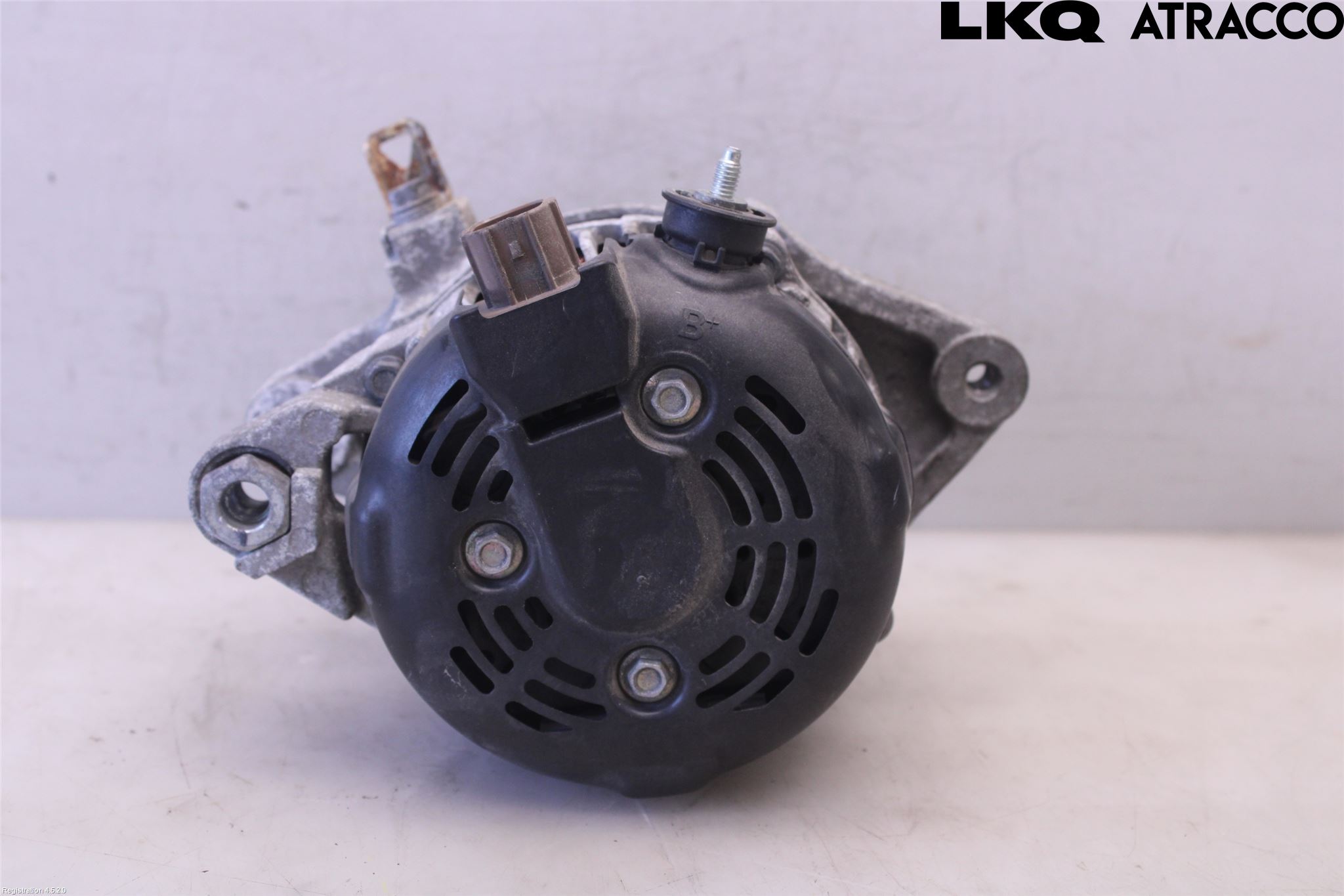 Toyota AVENSIS 09-15 Dynamo