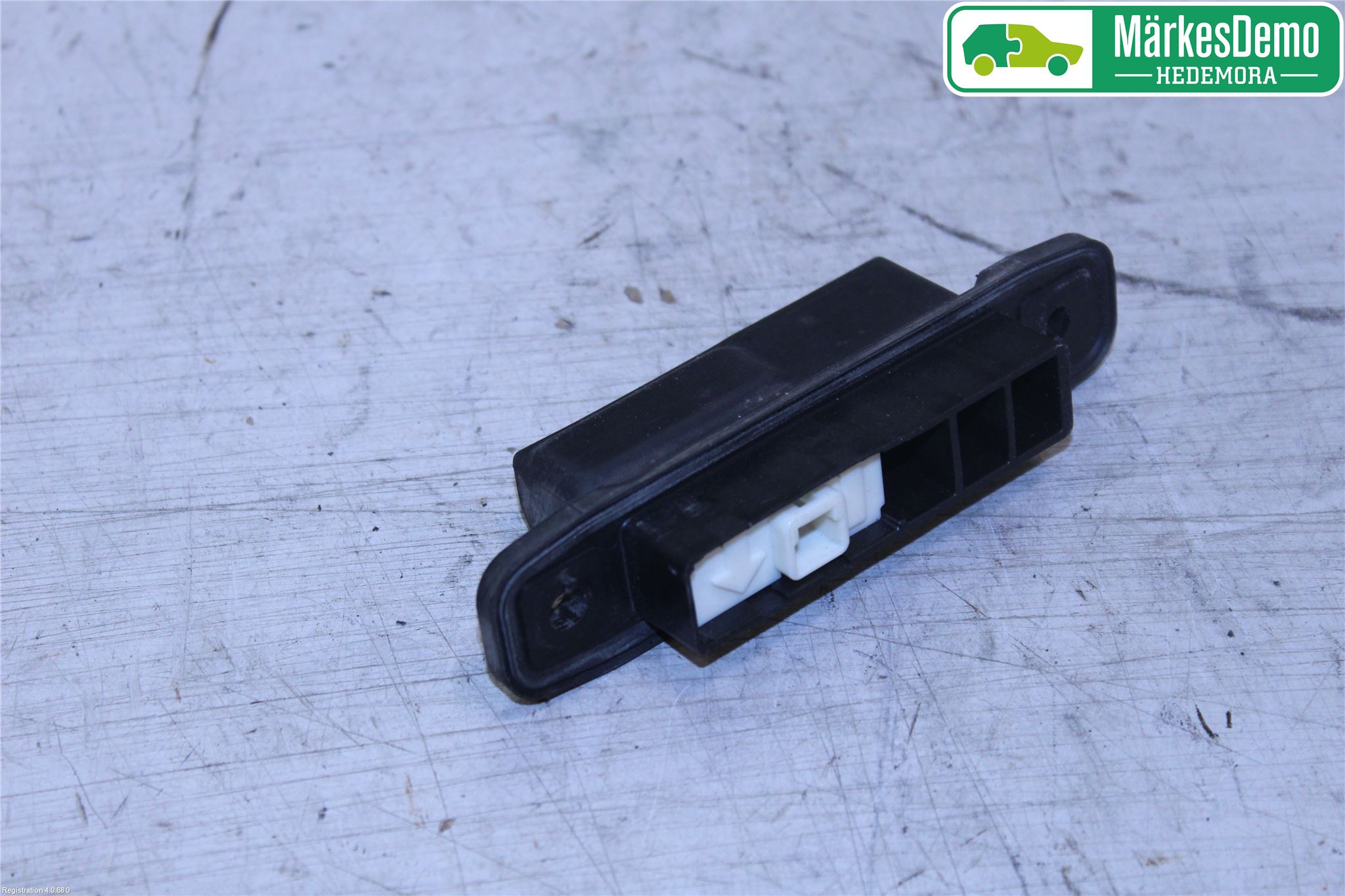 Toyota YARIS XP130 15-20 Bakluke Handtak Ytre