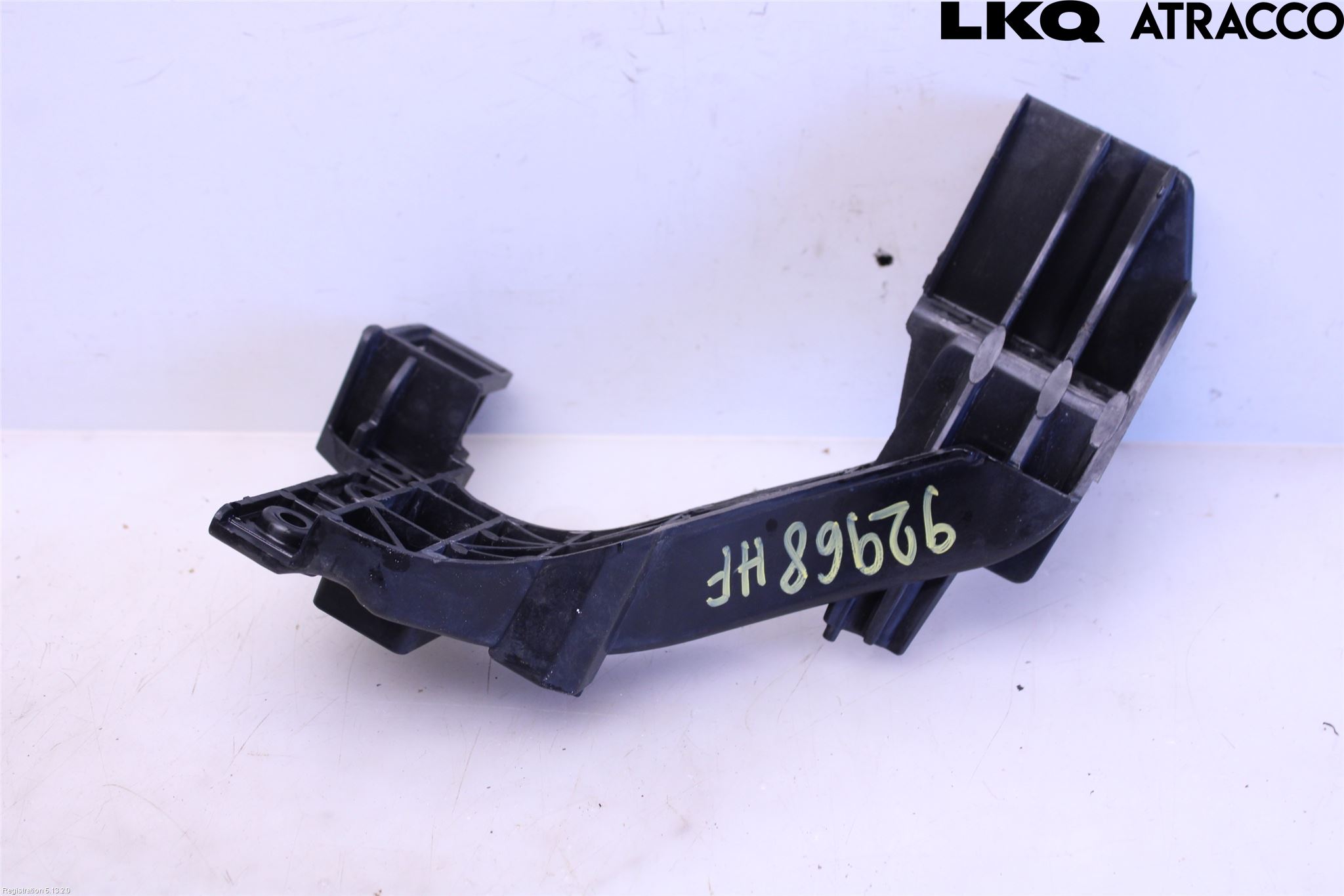 Kia CEED 12-18 Frontlykt Holder-Feste