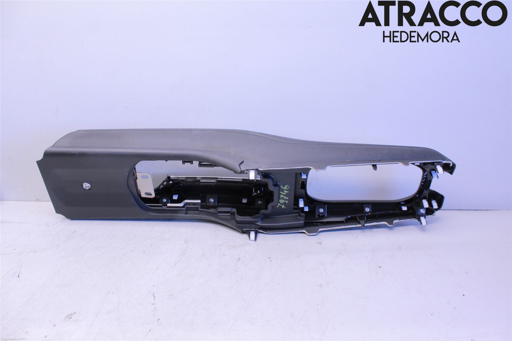 Honda HR-V 15-21 Instrumentkonsoll Midt