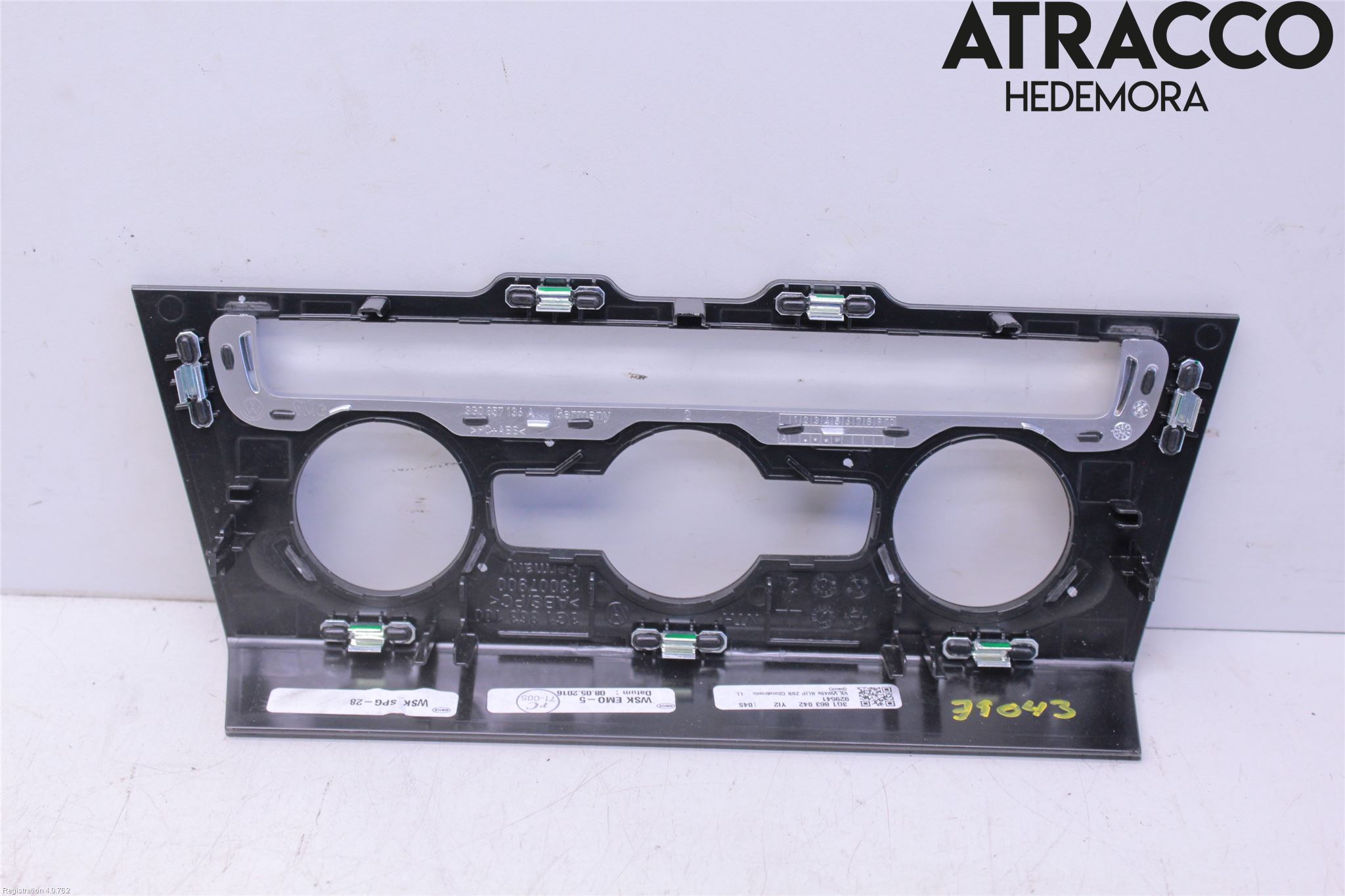 Volkswagen VW PASSAT 15-19 Instrument Ramme