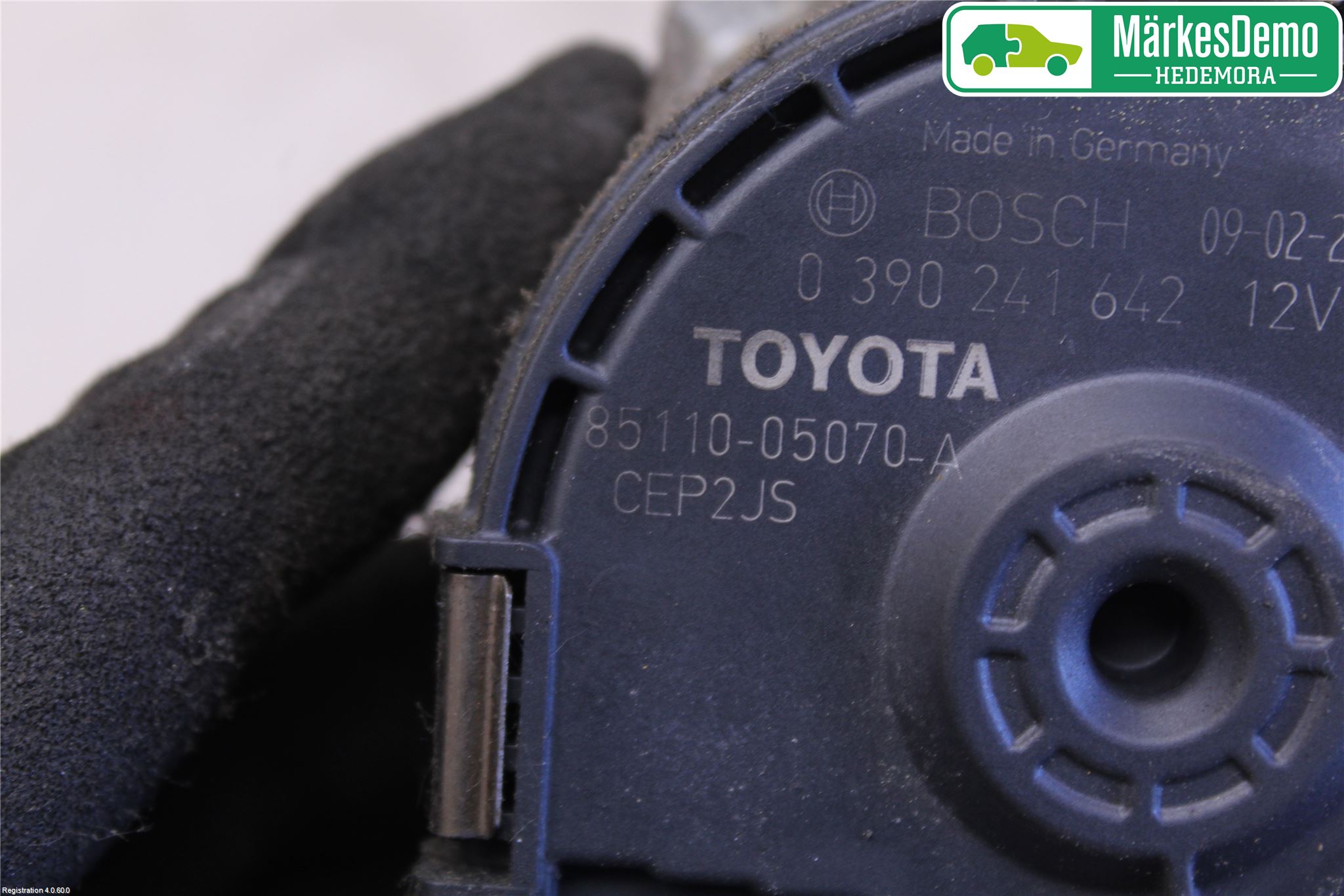 Toyota AVENSIS 09-15 Viskermotor Frontrute