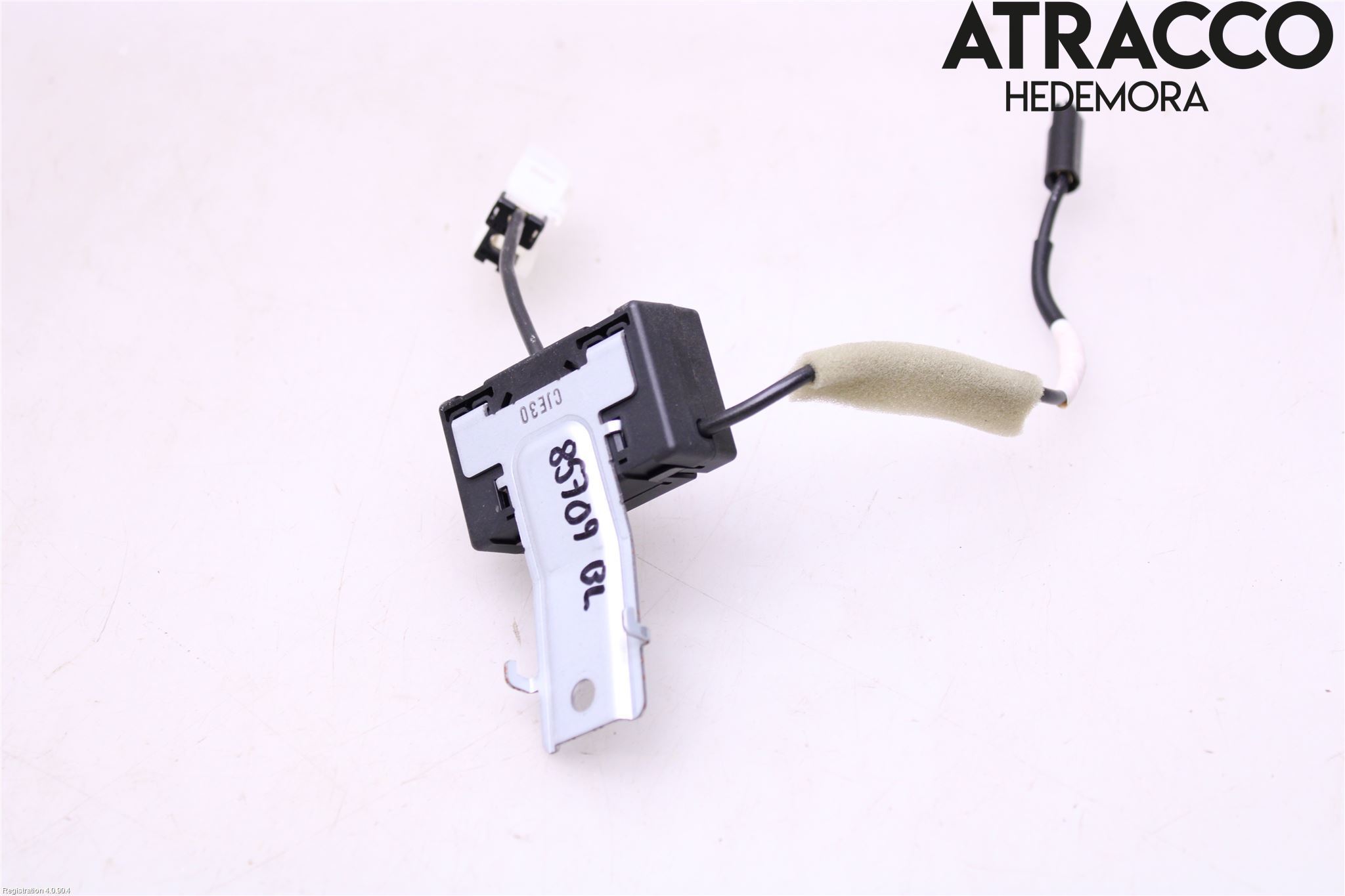Subaru OUTBACK 15-20 Stereo Antenneforsterker