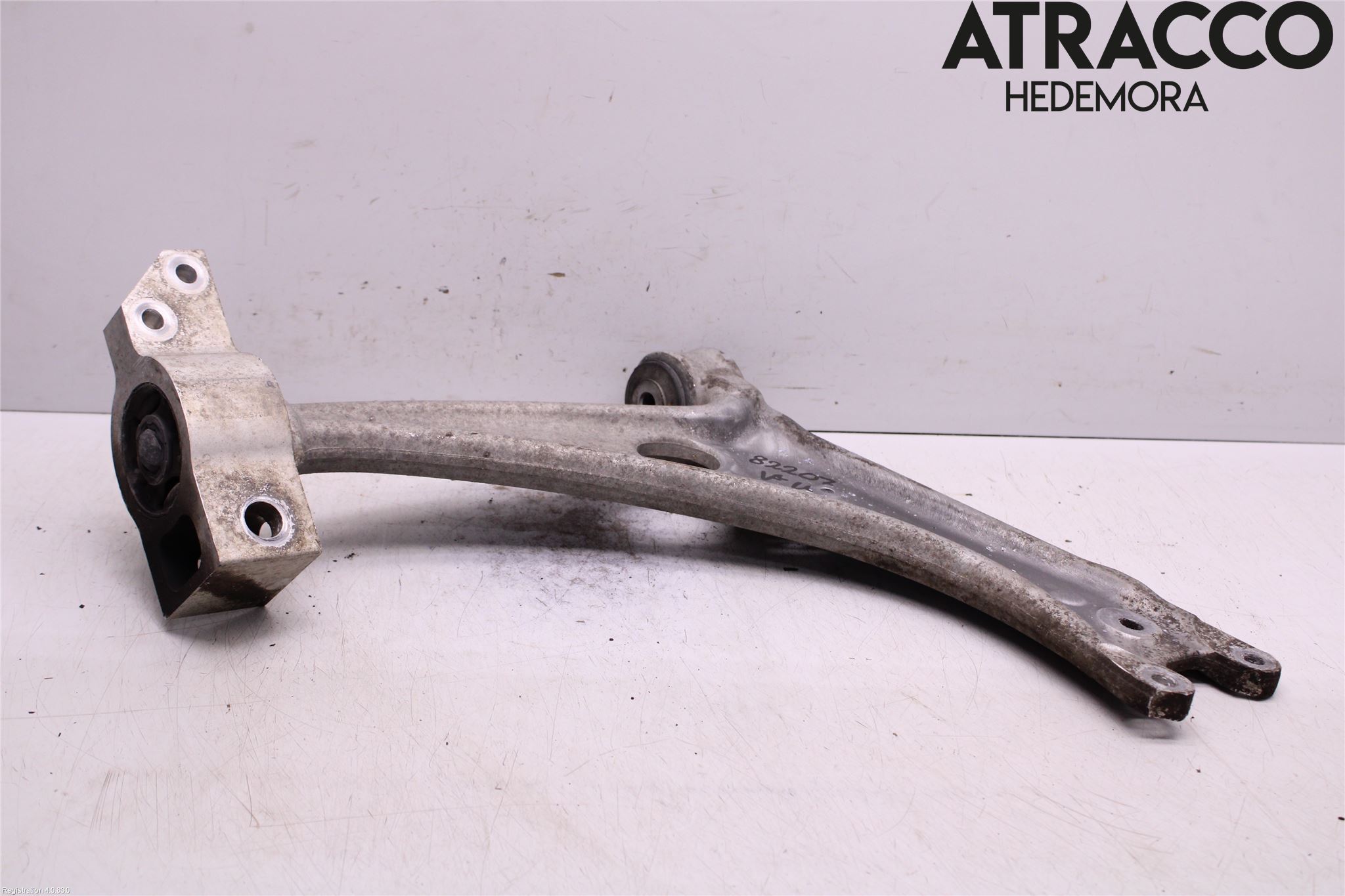 Volkswagen VW PASSAT CC 08-16 Bærearm Foran Venstre Nedre