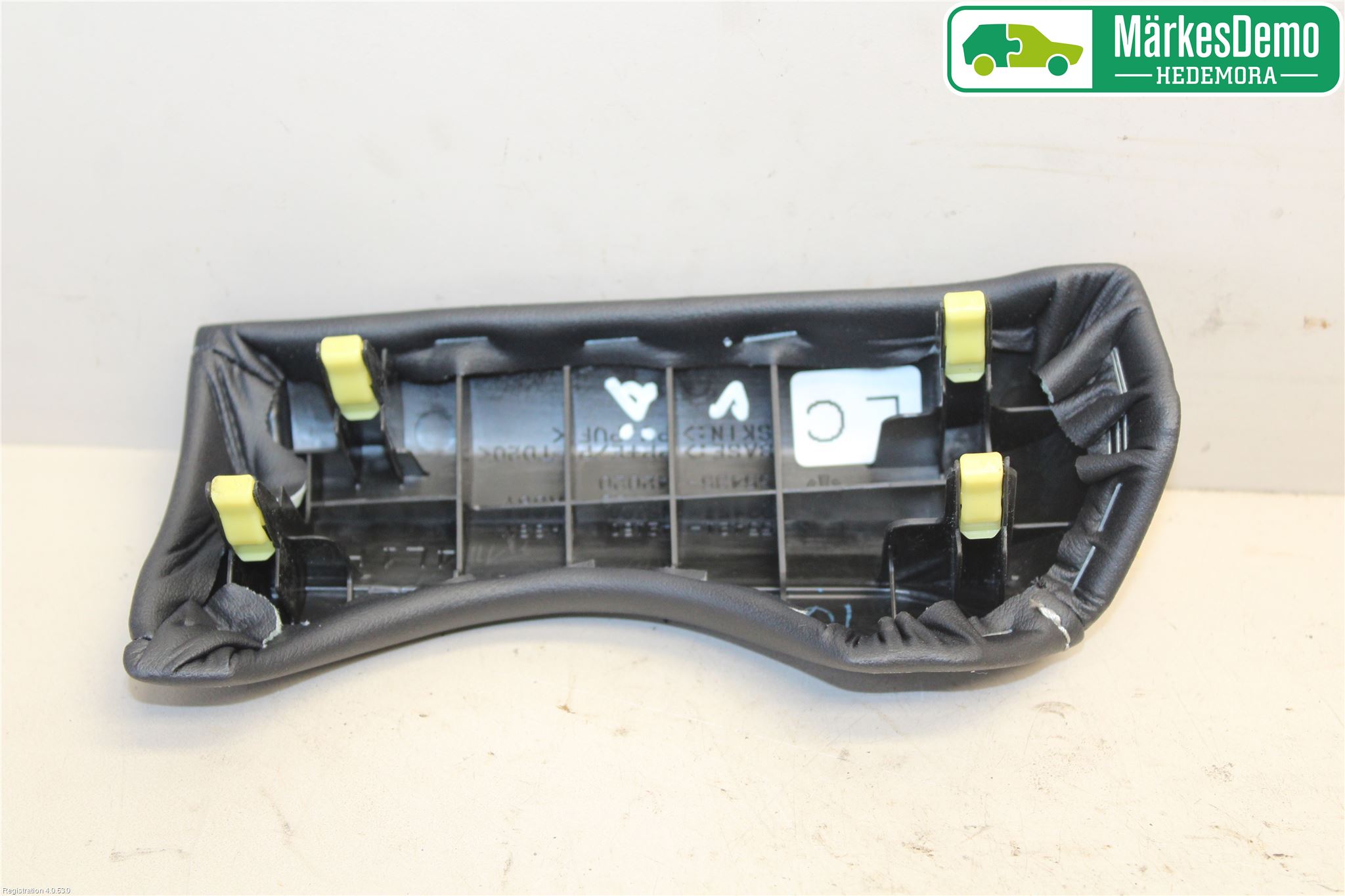 Toyota RAV4 13-18 Innr Dekor Instrbord