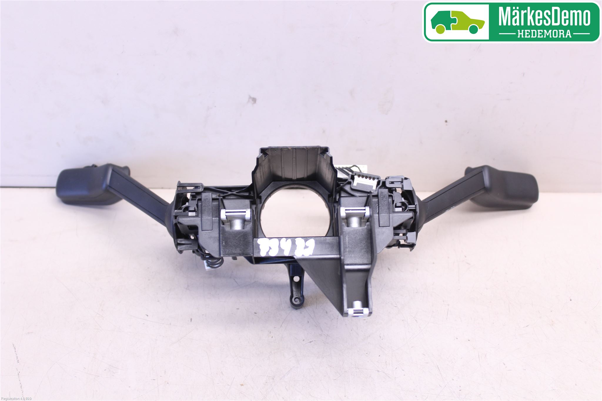 Volkswagen VW PASSAT 15-19 Bryter Ratt Kombi H Og V