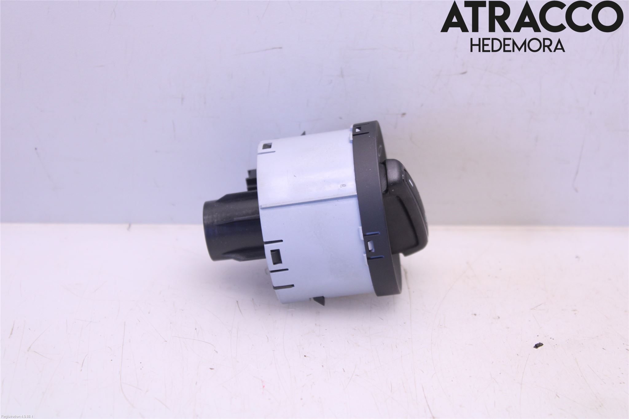 Skoda FABIA 15-21 Bryter Hovedlys
