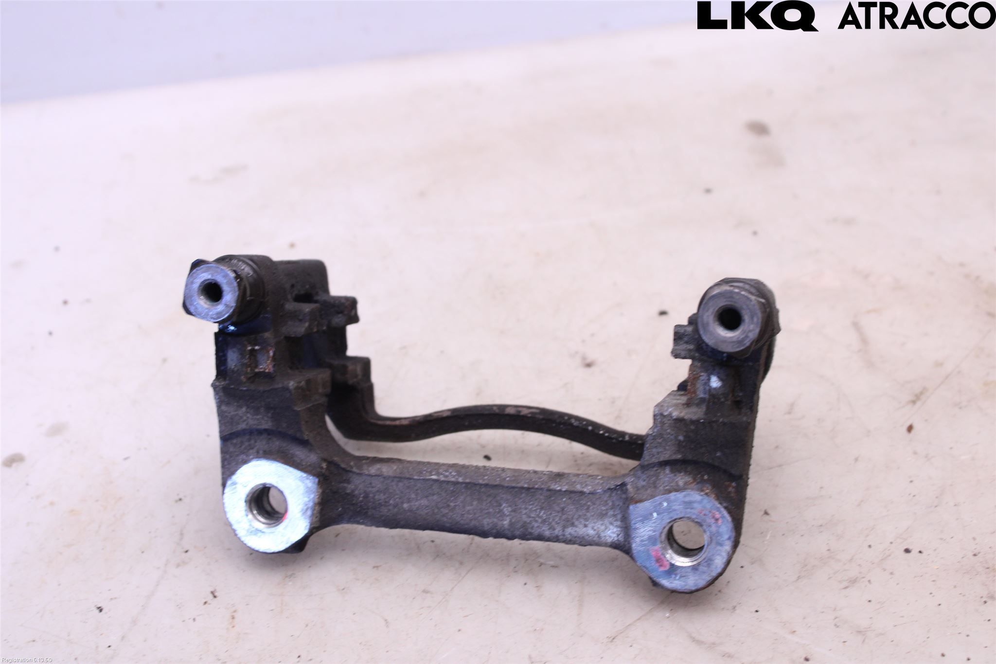 Ford E-TRANSIT SKÅP/BUSS 22- Bremsecaliper Feste Holder